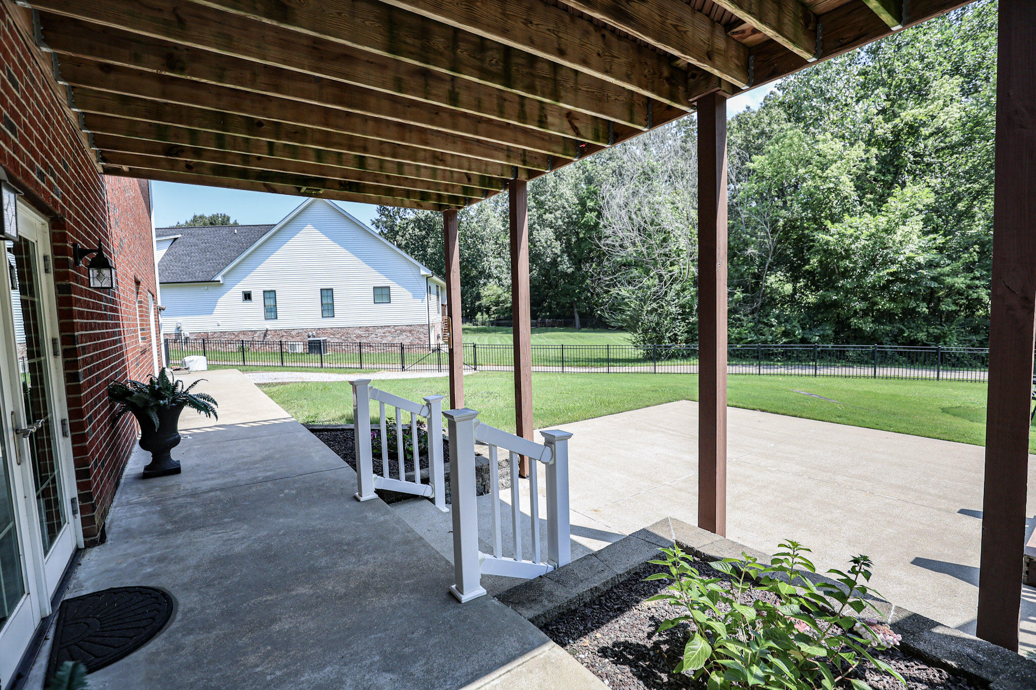295 Wildcat Trace Property Photo 8