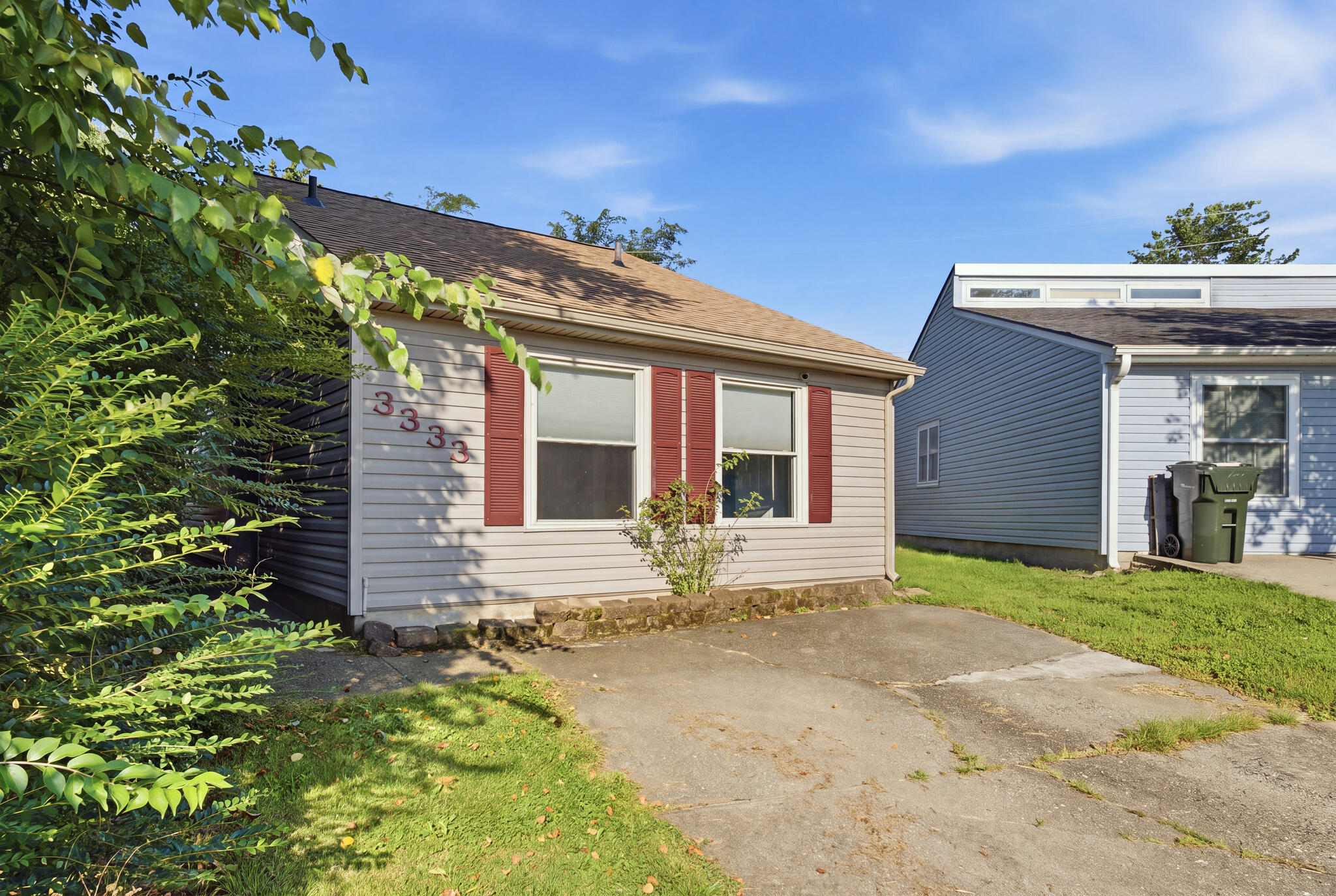 3333 Royal Wood Road Property Photo 3
