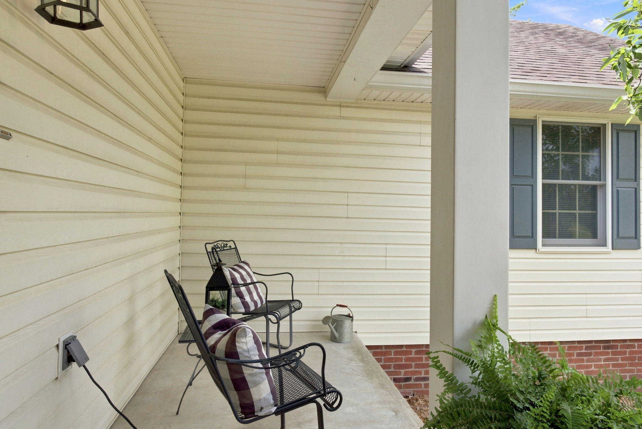 843 Beaumont Avenue Property Photo 6