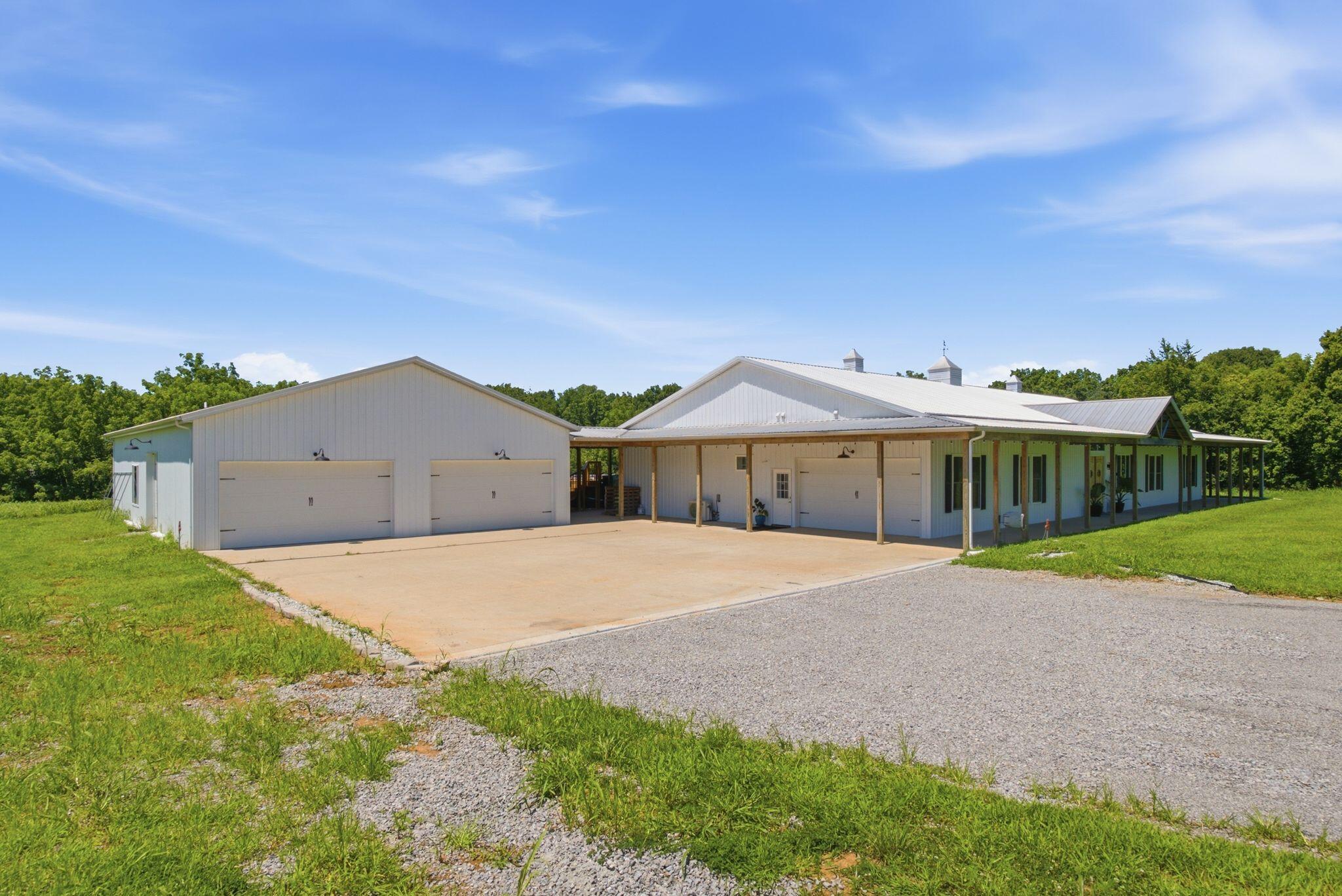 181 Hidden Creek Drive Property Photo 2