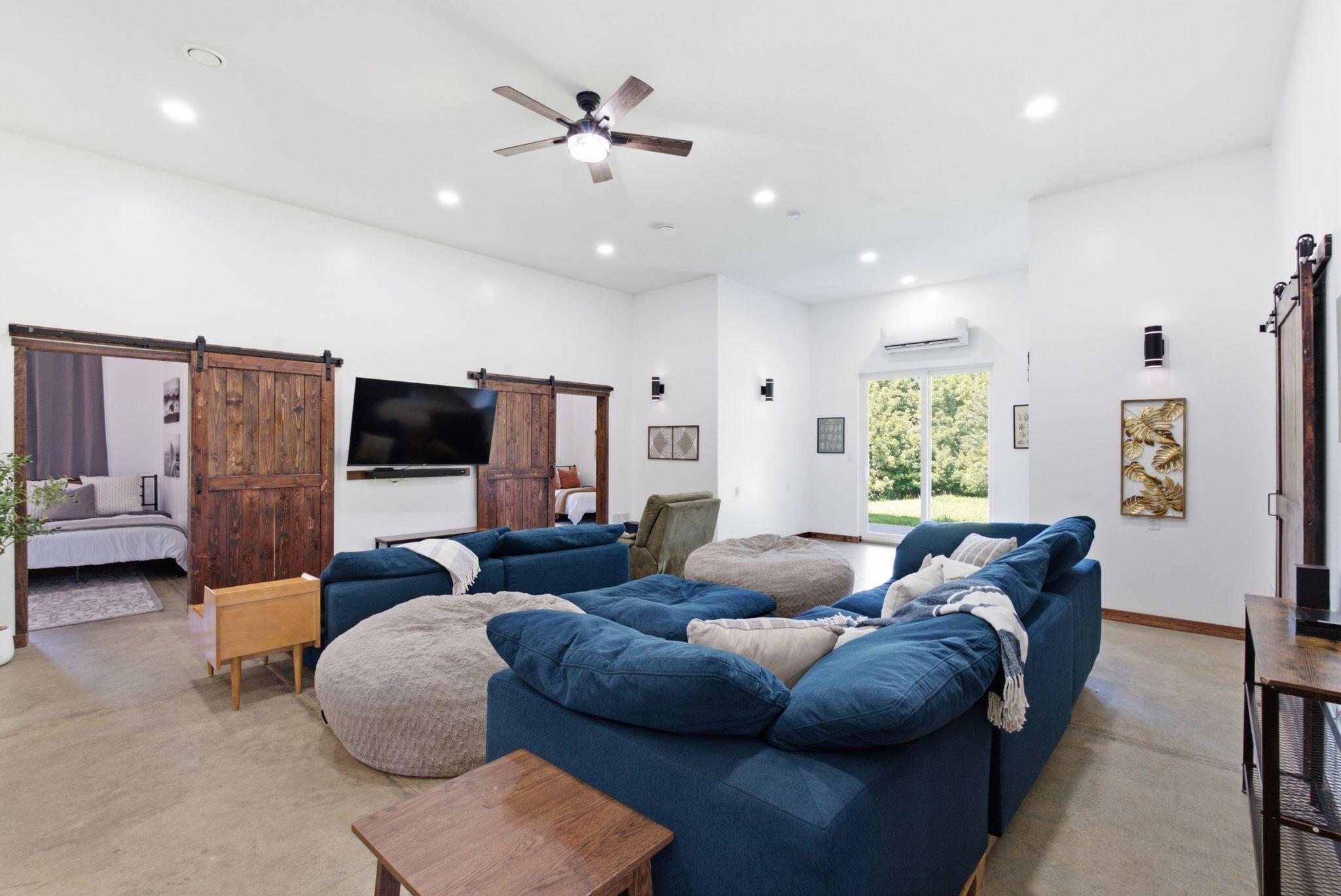 181 Hidden Creek Drive Property Photo 41
