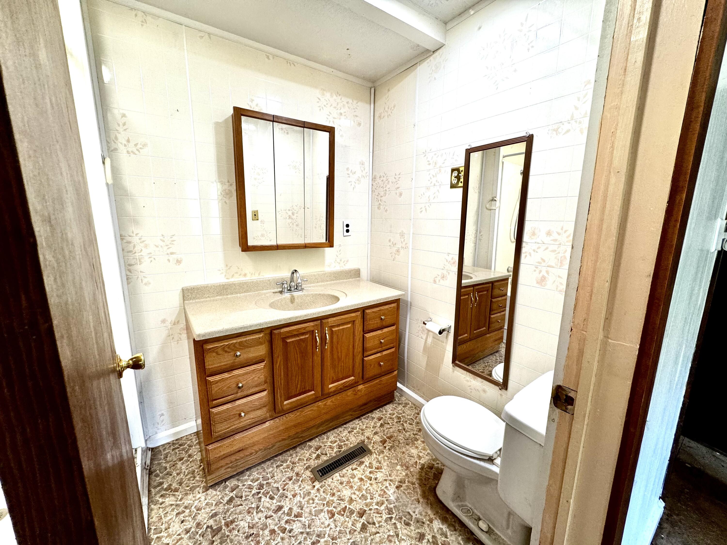 226 Bull Run Spur Rd Property Photo 8
