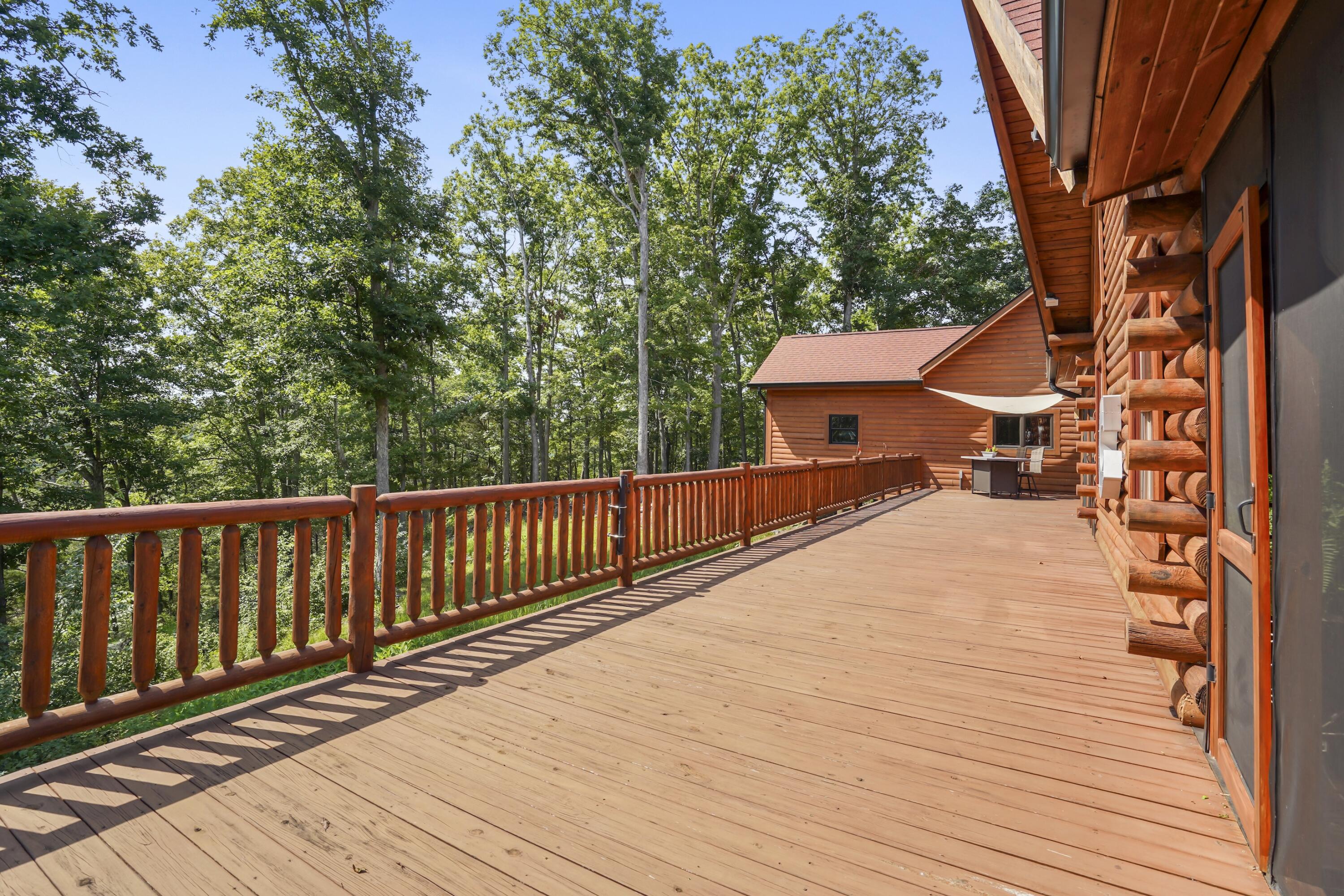 396 Laurel Wood Drive Property Photo 42