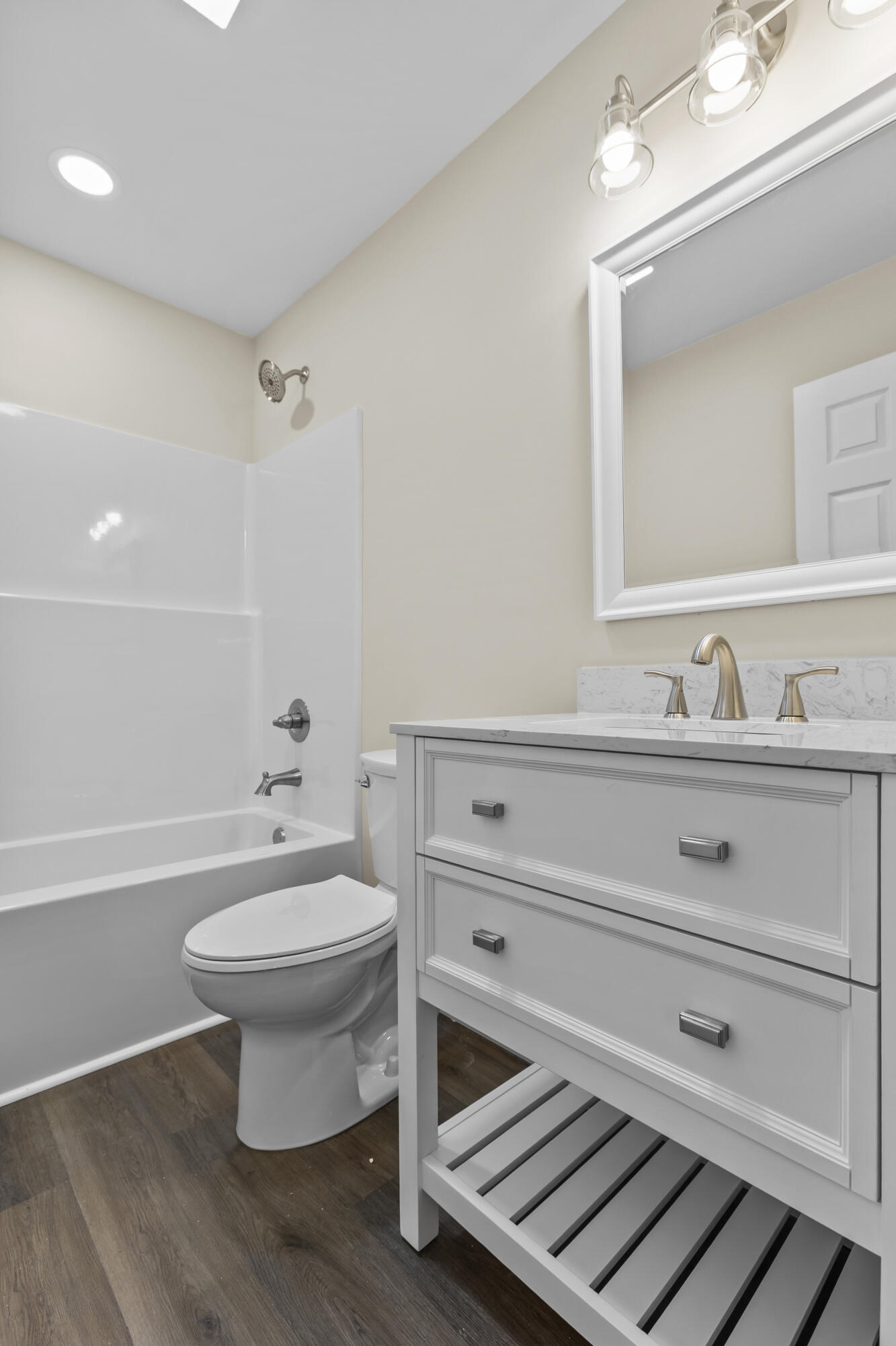 87 Promenade Avenue Property Photo 33