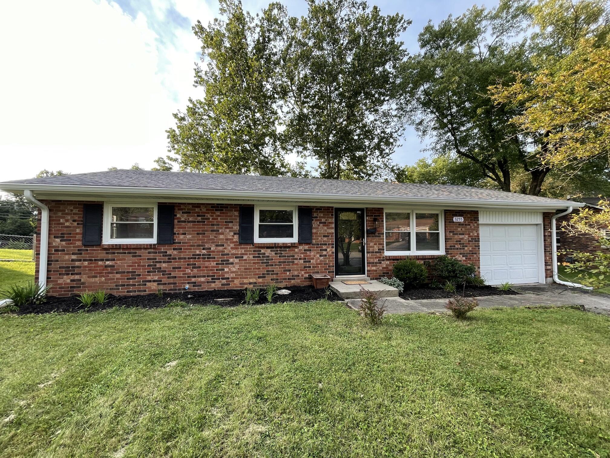 3255 Sutherland Drive Property Photo 1