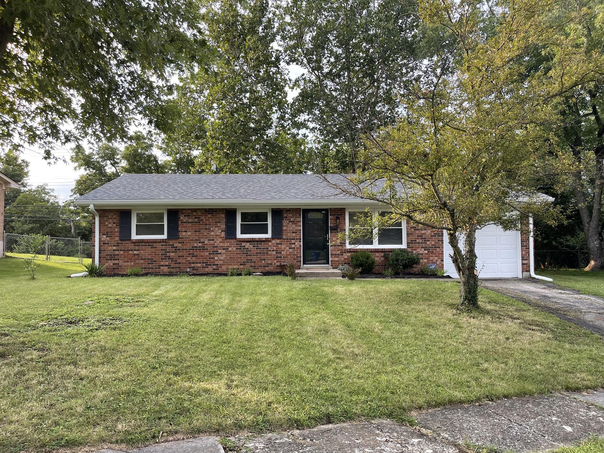 3255 Sutherland Drive Property Photo 2
