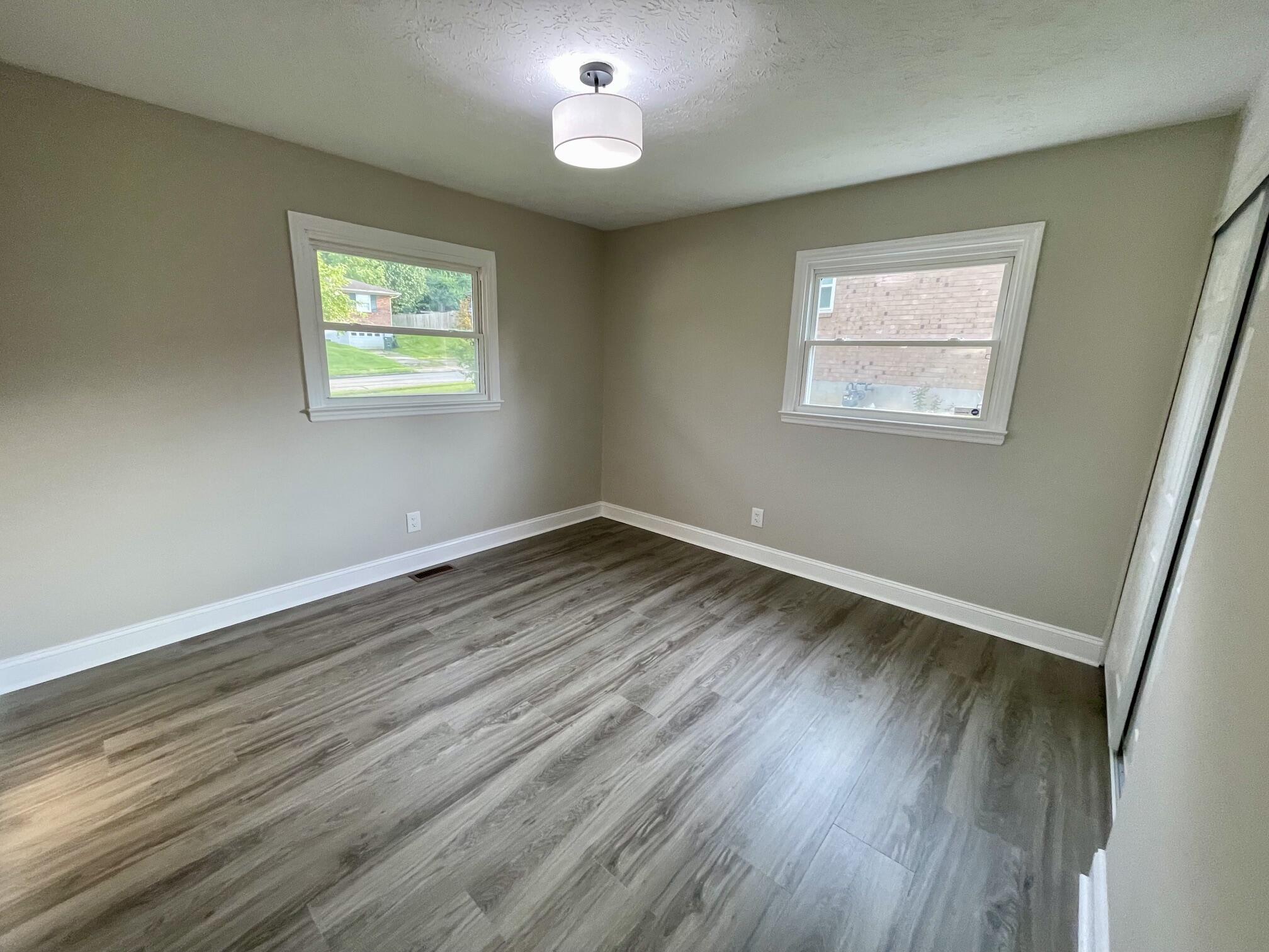 3255 Sutherland Drive Property Photo 18