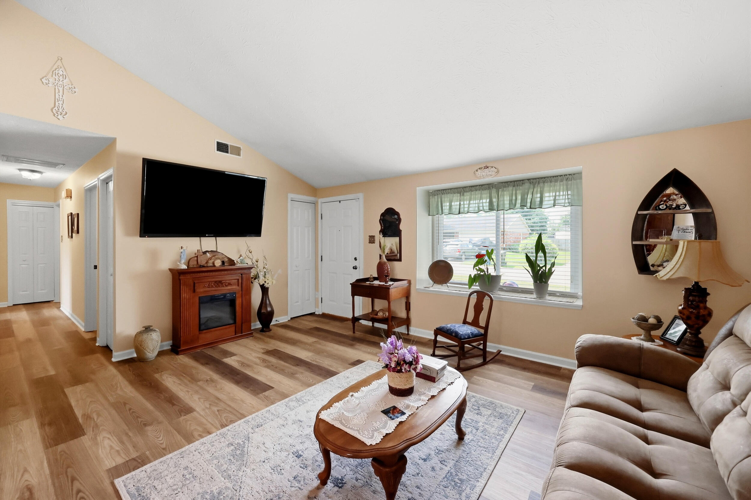 809 Pocahontas Trail Property Photo 8