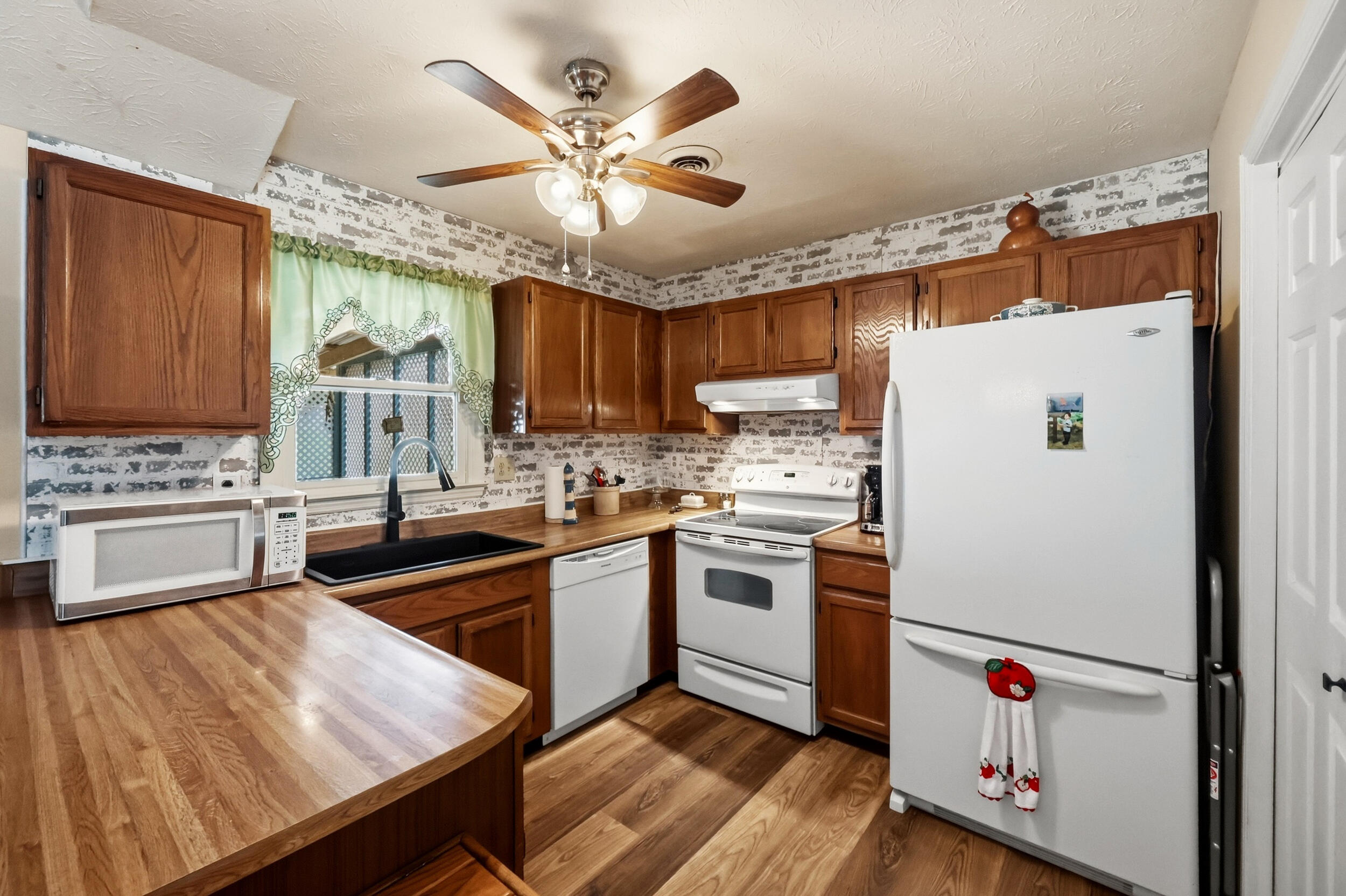 809 Pocahontas Trail Property Photo 13