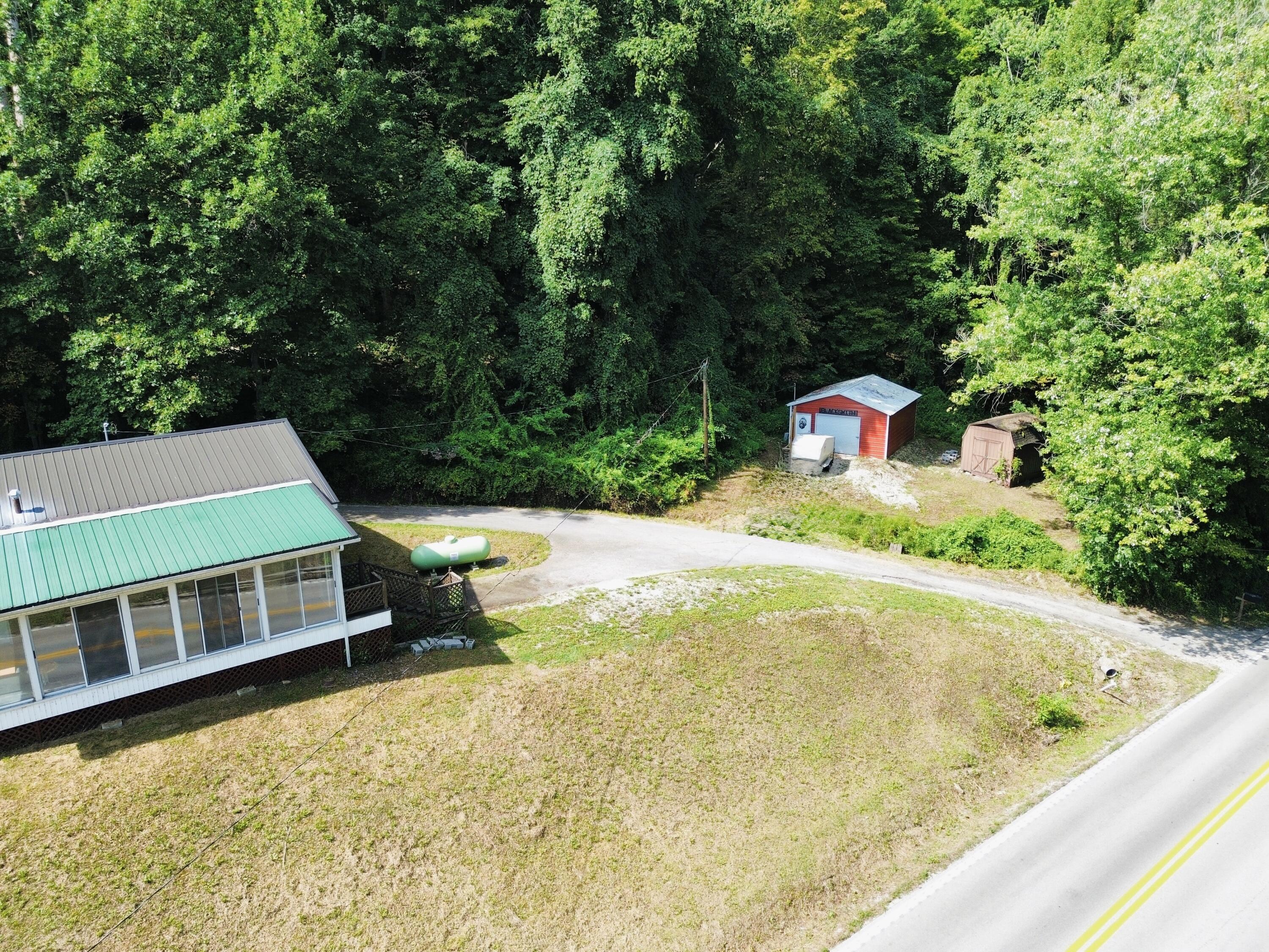 1556 Ky-8 Property Photo 7