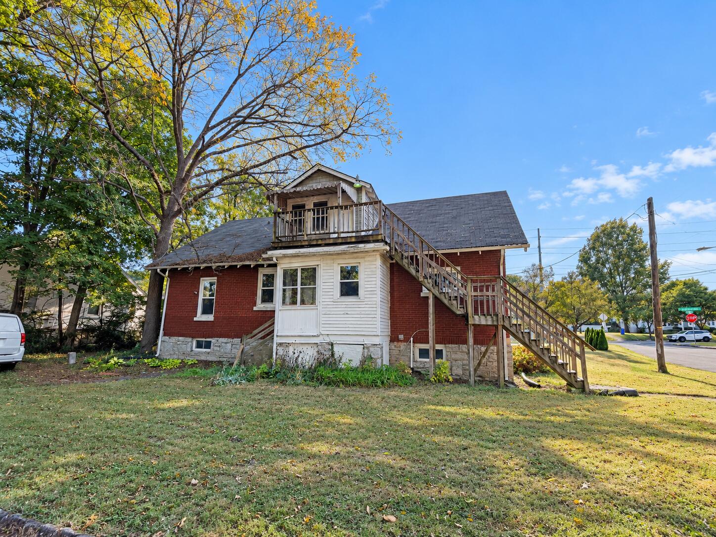 1909 Nicholasville Road Property Photo 14