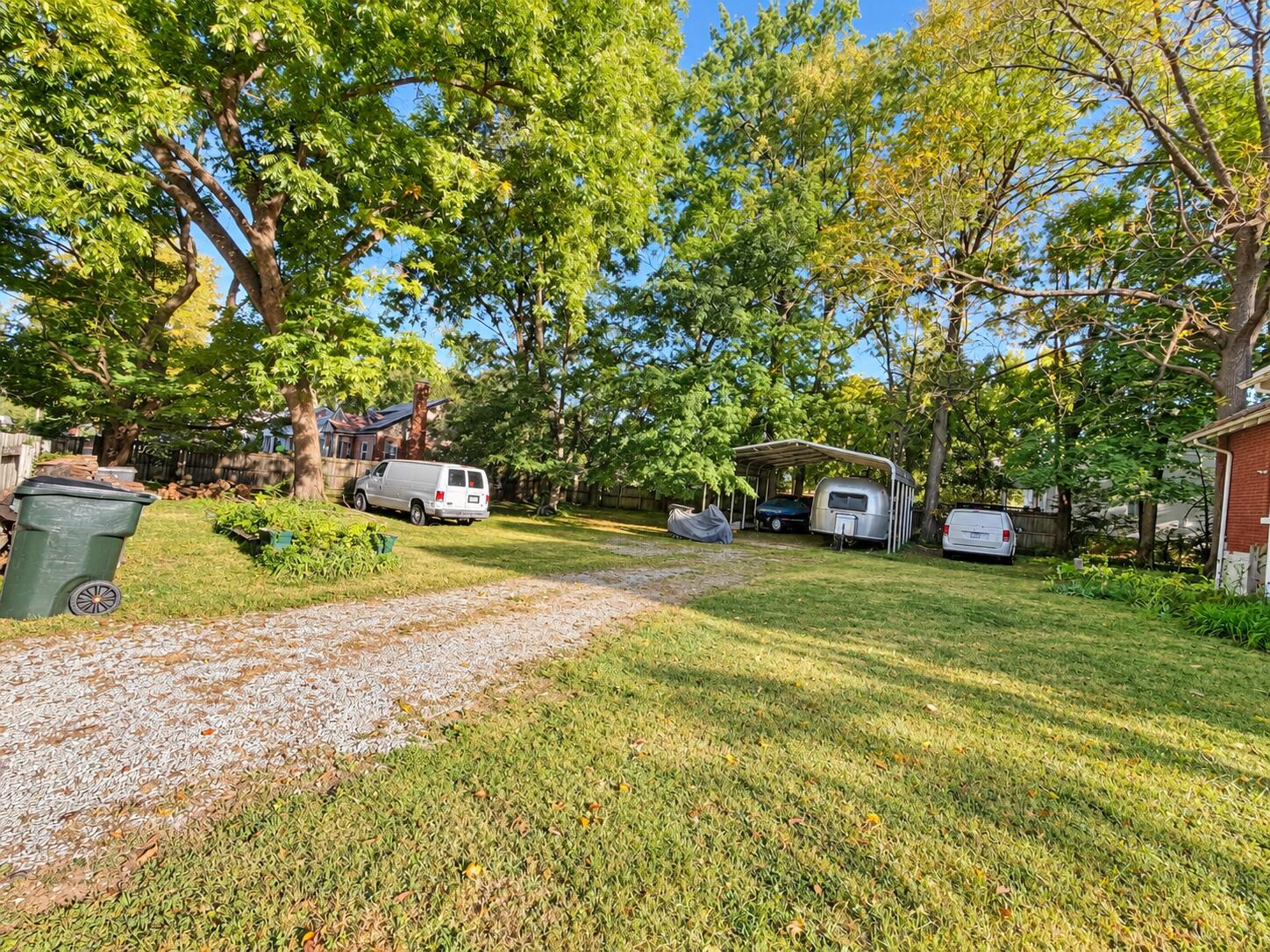 1909 Nicholasville Road Property Photo 34