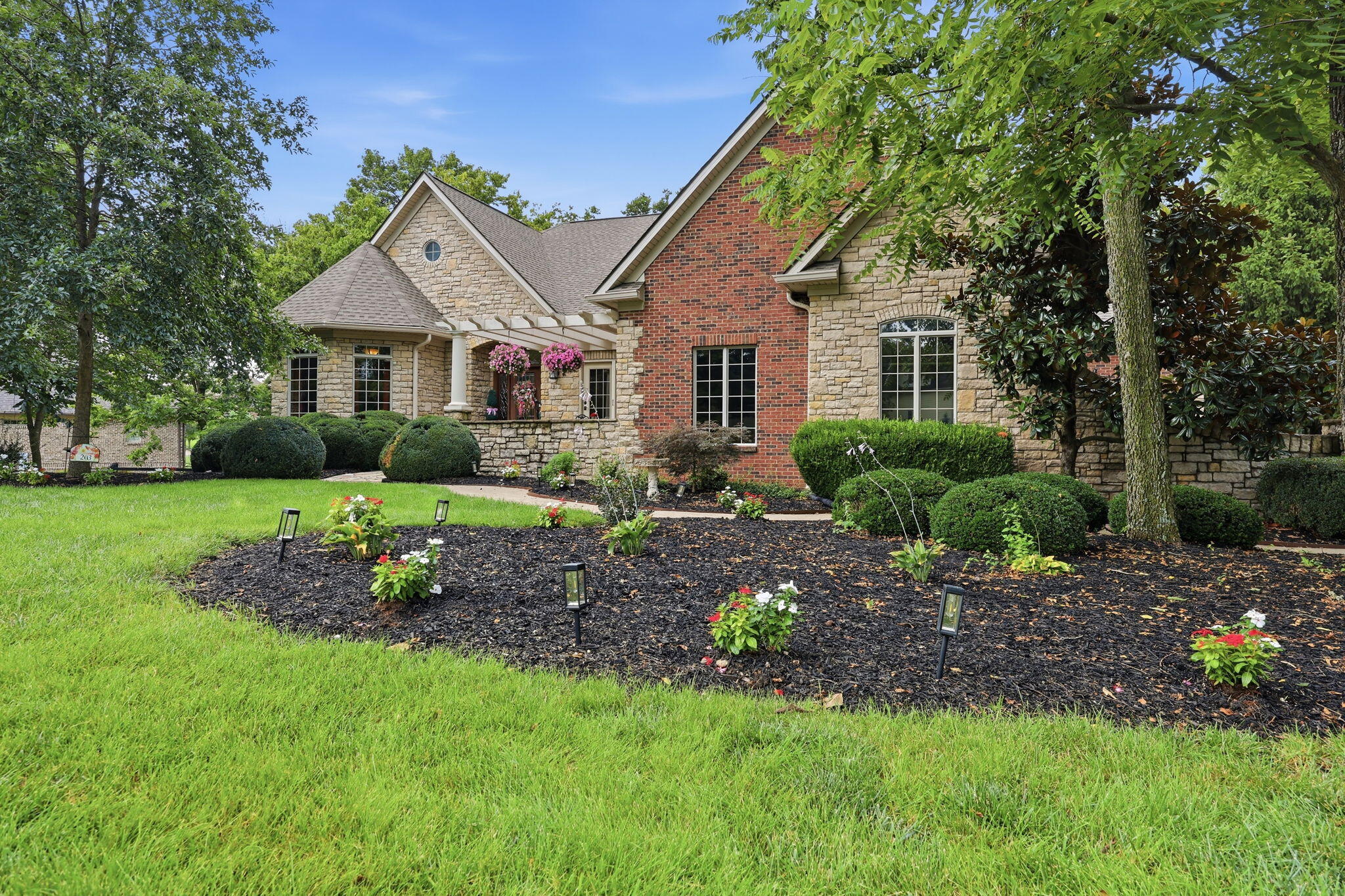 203 Stonegate Drive Property Photo 1