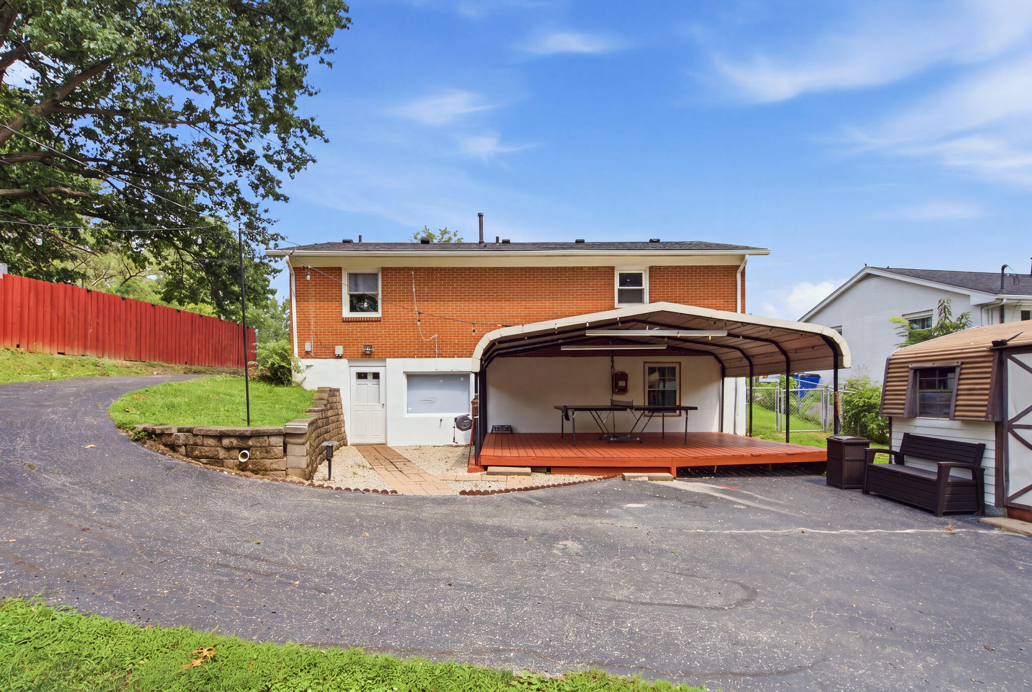 1920 Moss Court Property Photo 31
