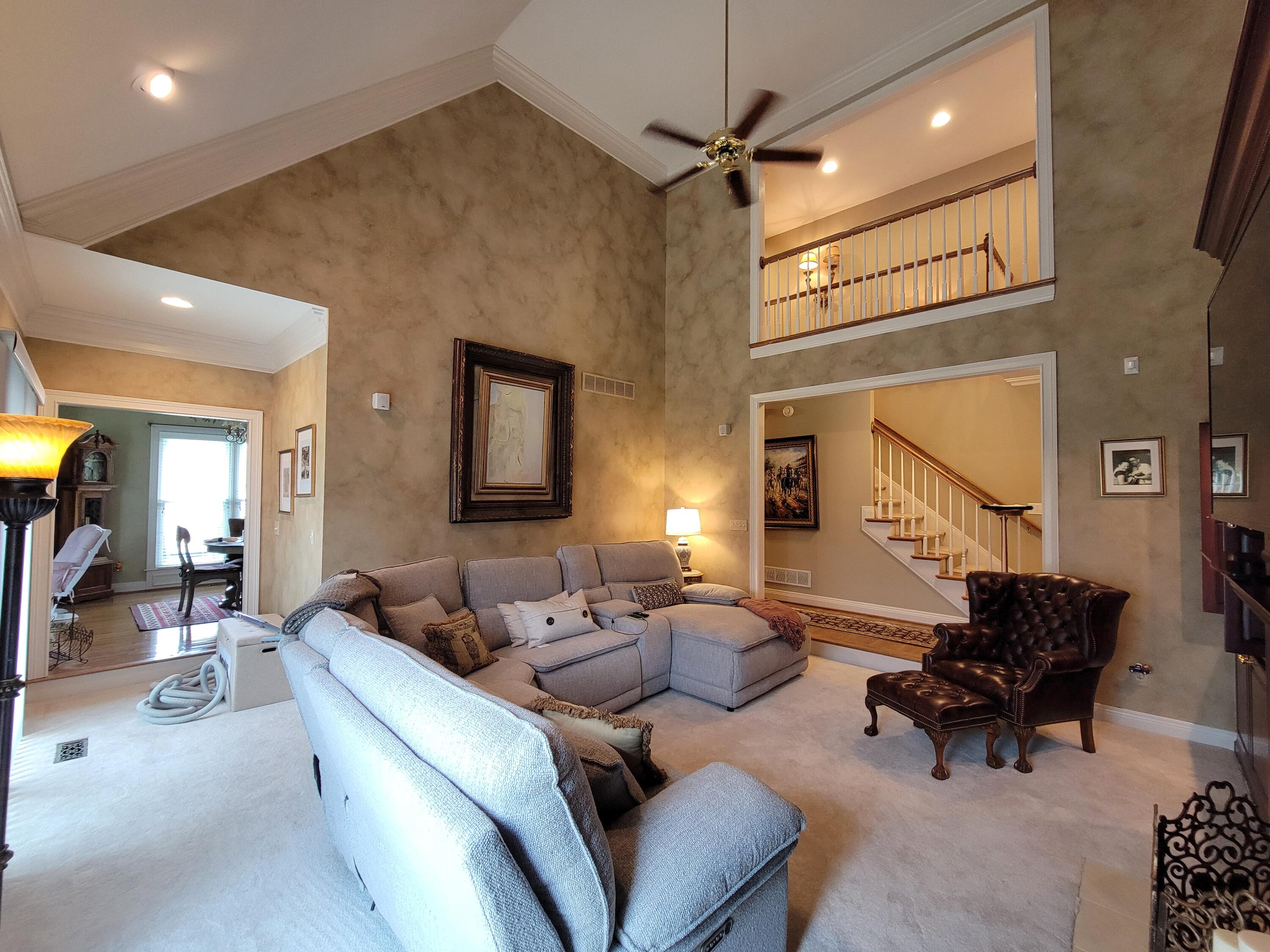 3128 Althorp Way Property Photo 9
