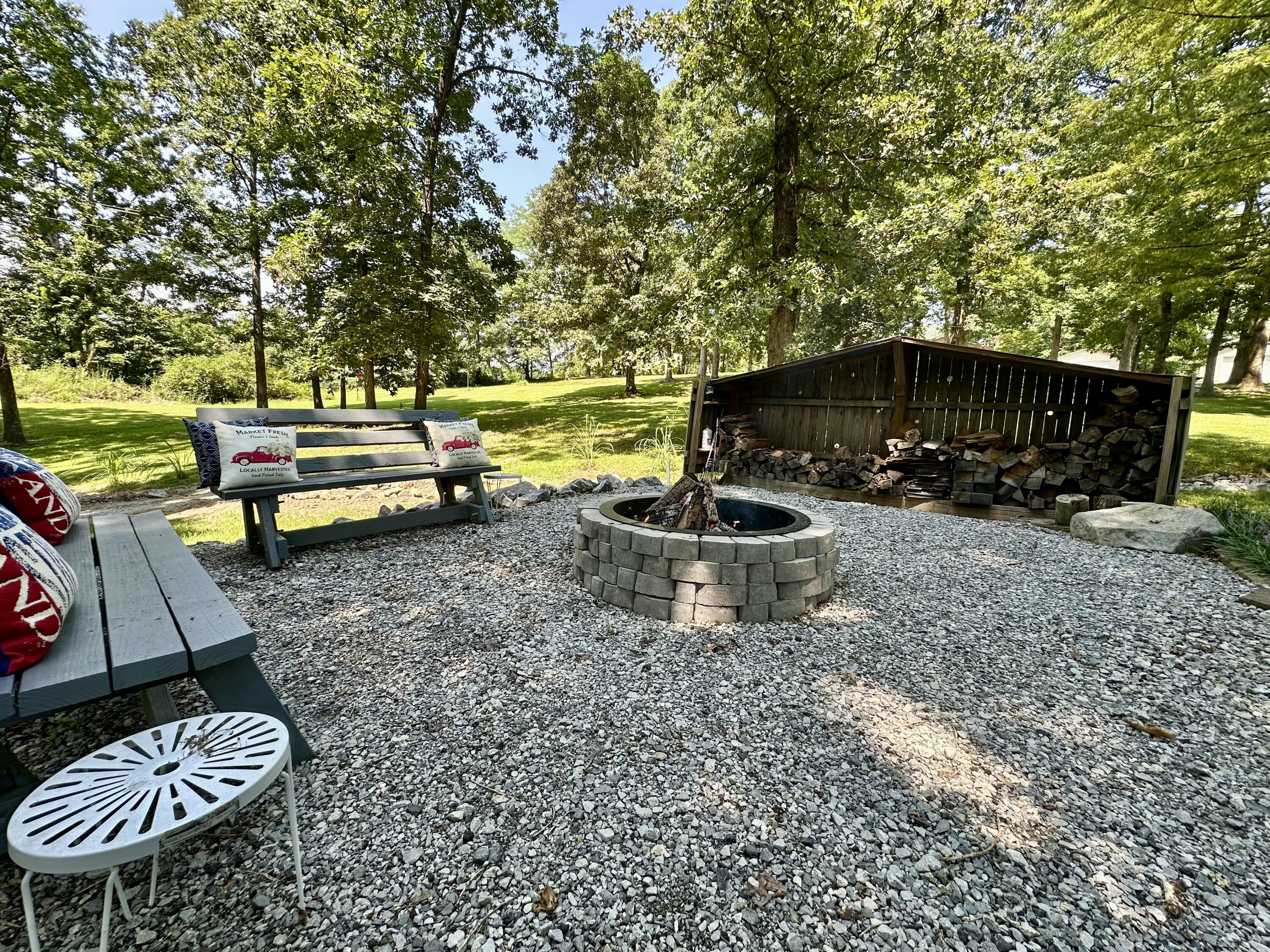 142 Adrian Lane Property Photo 19