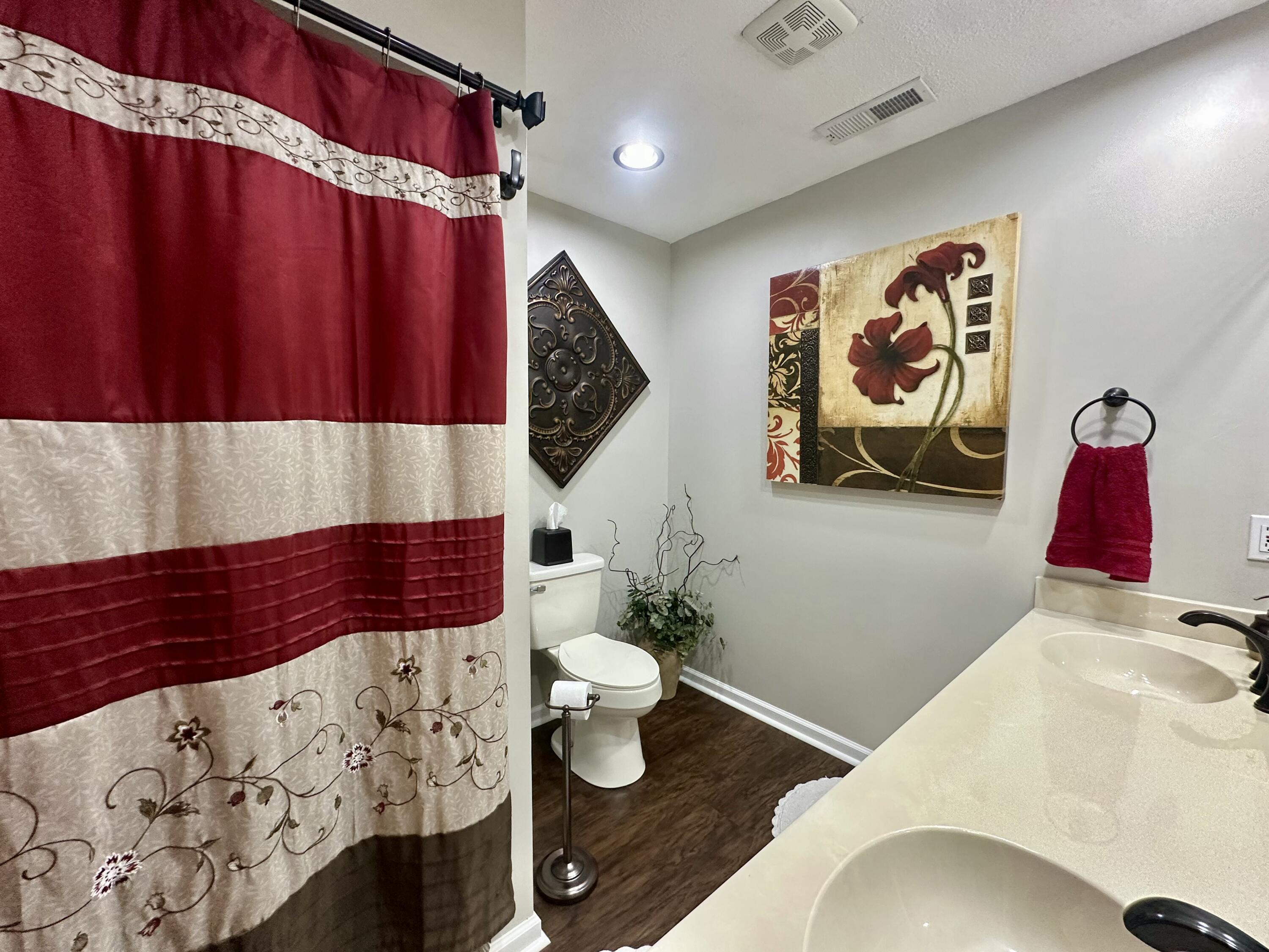 142 Adrian Lane Property Photo 55