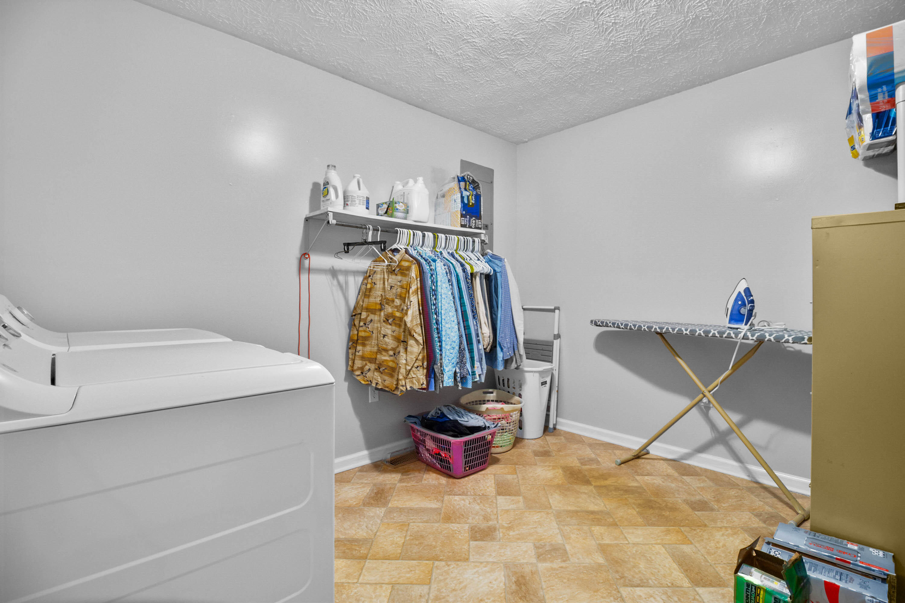 3012 Warm Springs Drive Property Photo 37