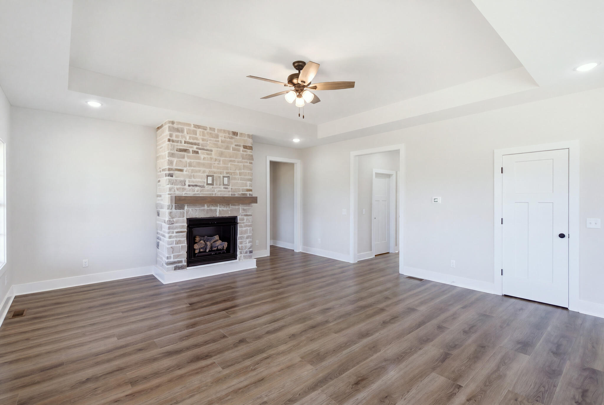 107 Dawn Court Property Photo 8