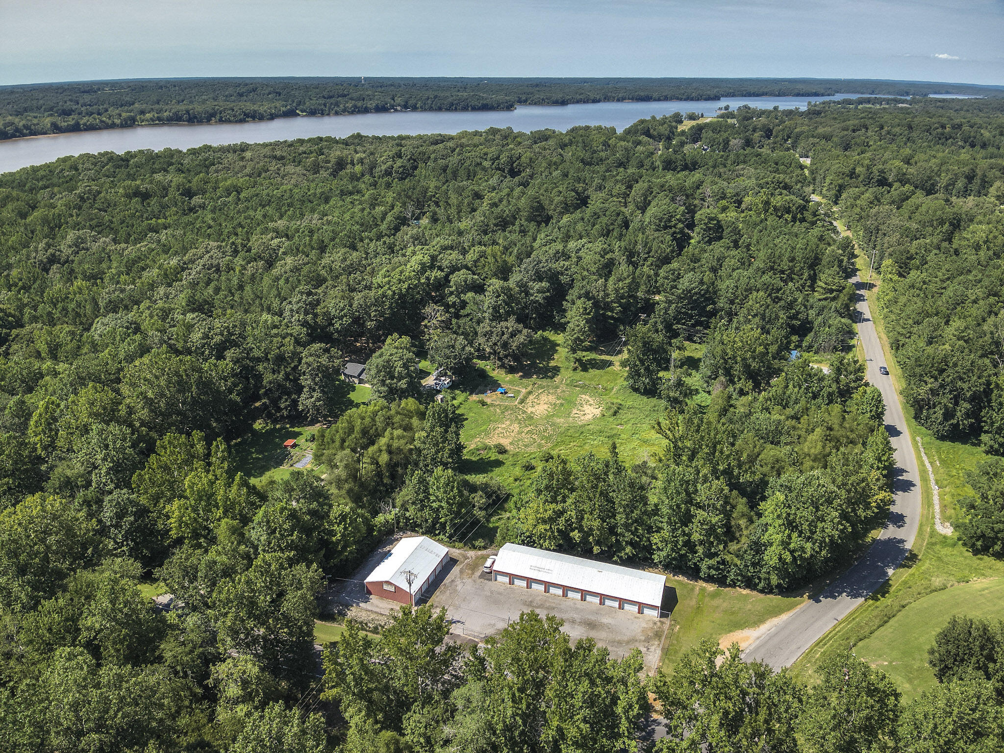 4719 Aurora Highway Property Photo 4