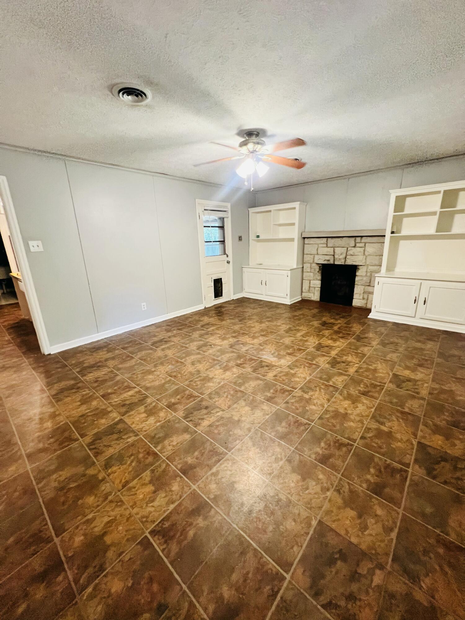 2333 Southview Drive Property Photo 14