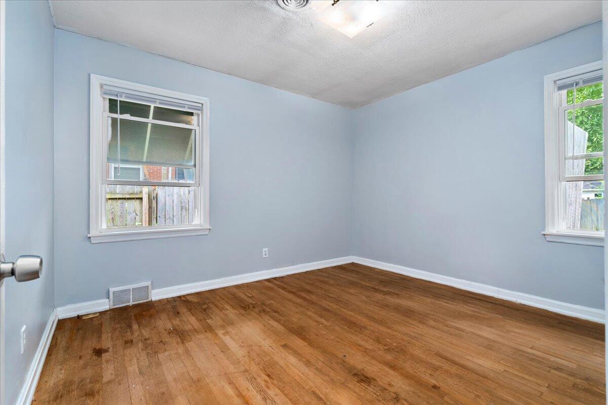 2333 Southview Drive Property Photo 18