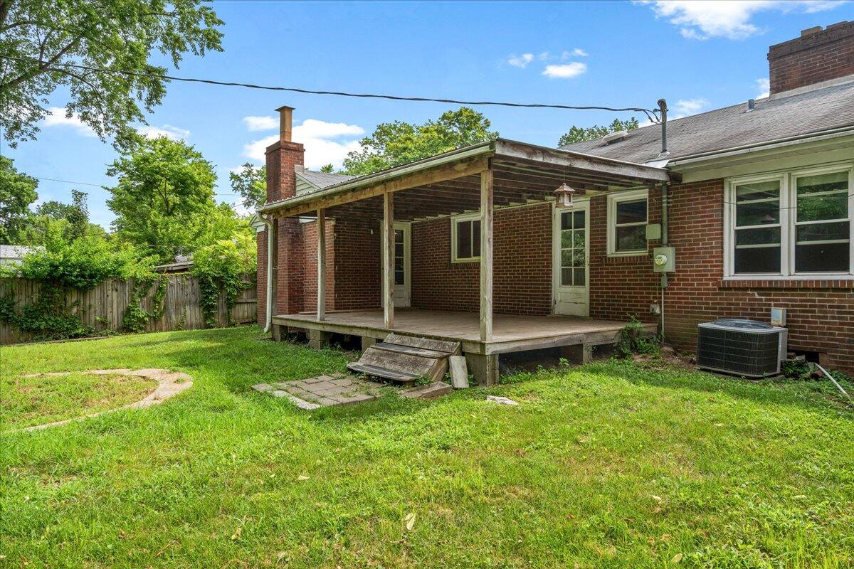 2333 Southview Drive Property Photo 23
