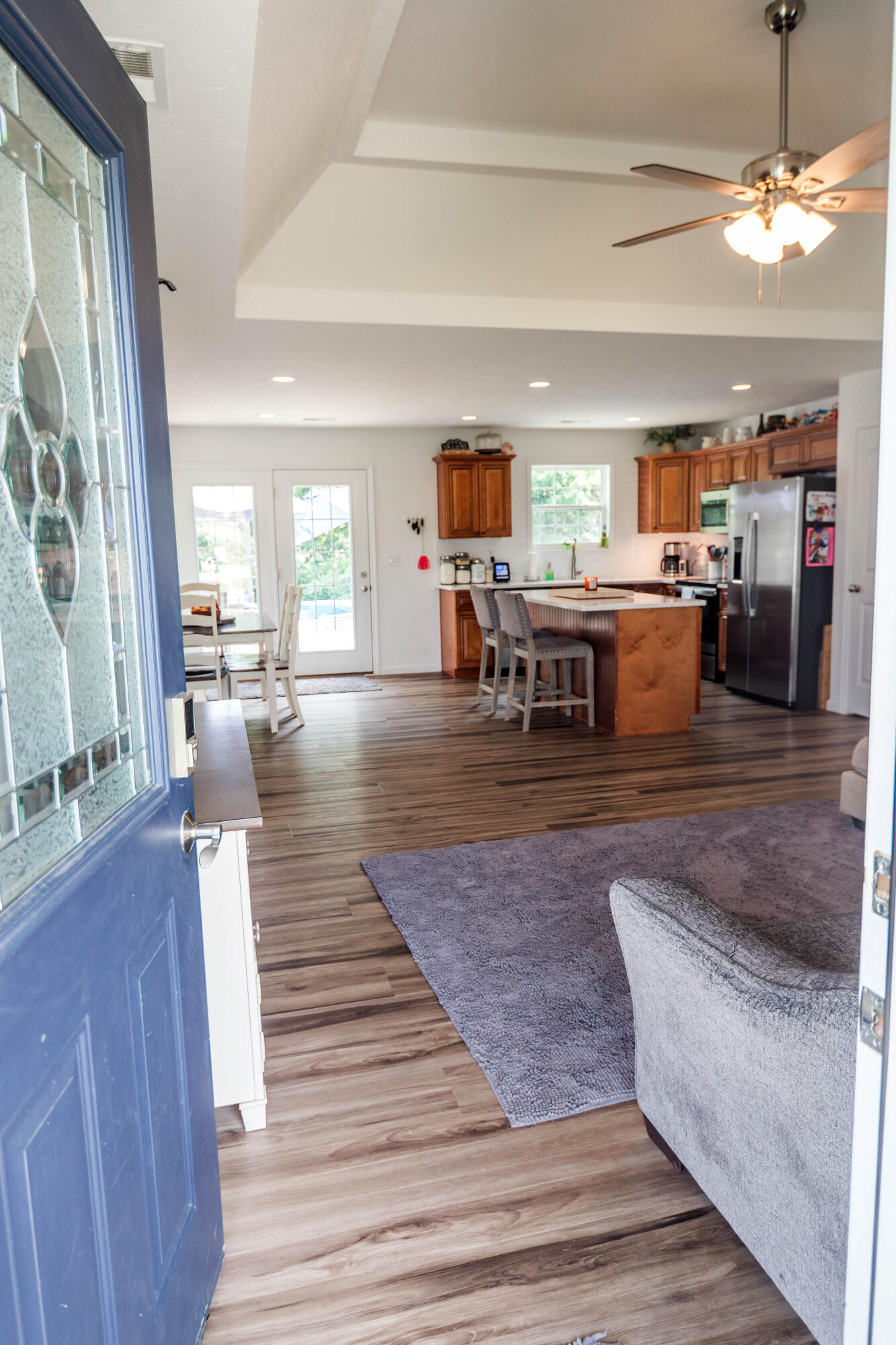 1010 Rainbow Way Property Photo 2