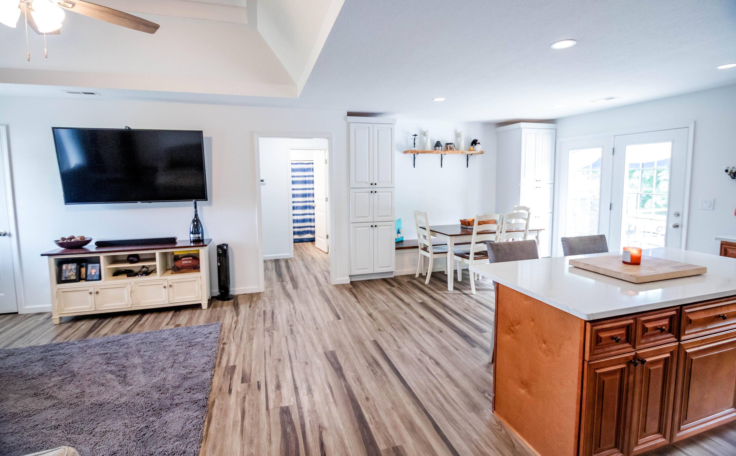 1010 Rainbow Way Property Photo 29