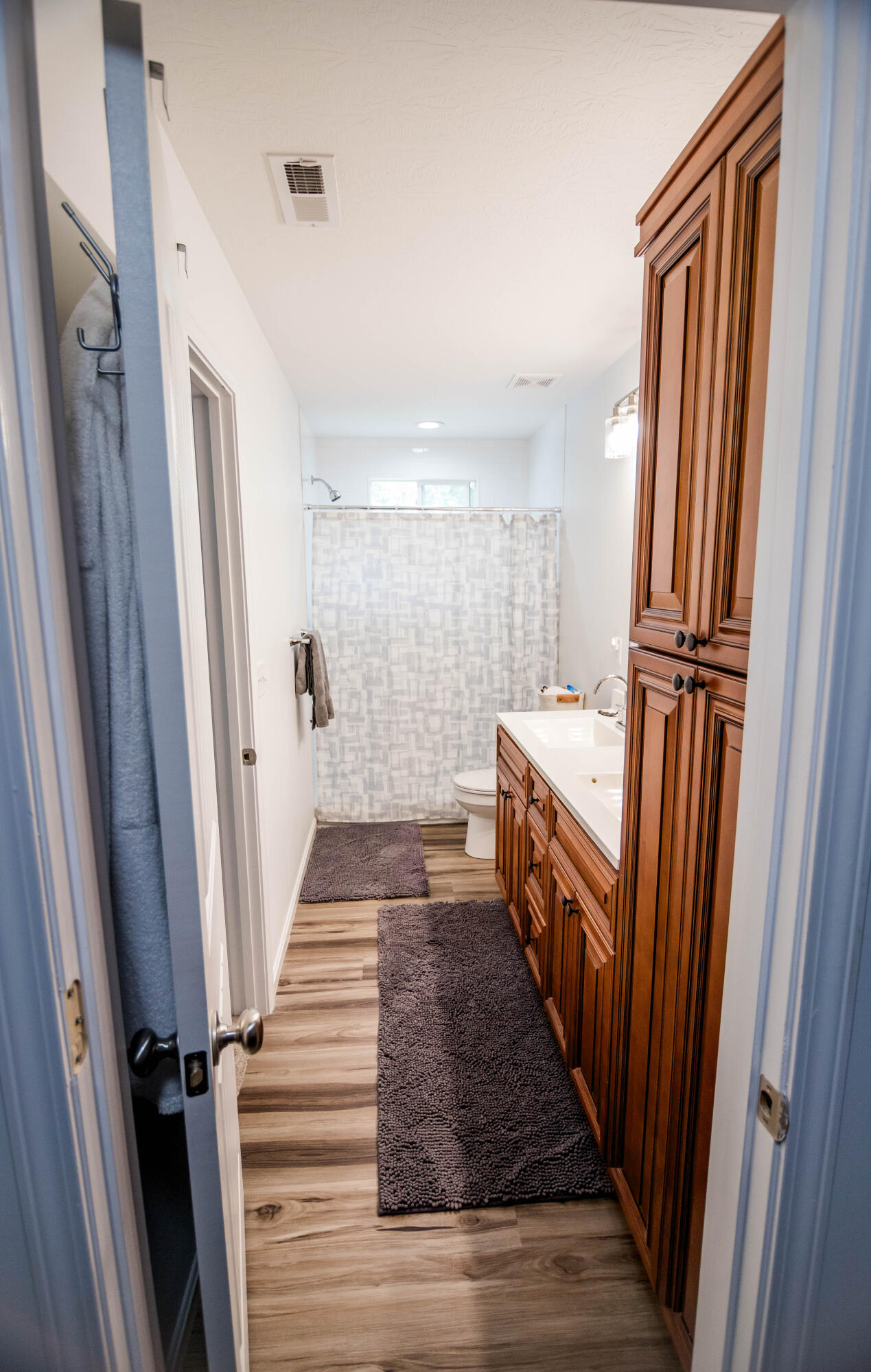 1010 Rainbow Way Property Photo 37