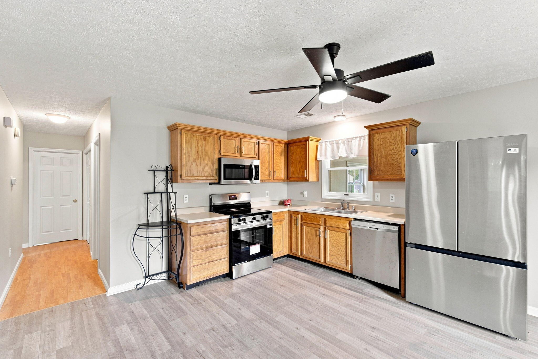 700 Wise Drive Property Photo 8