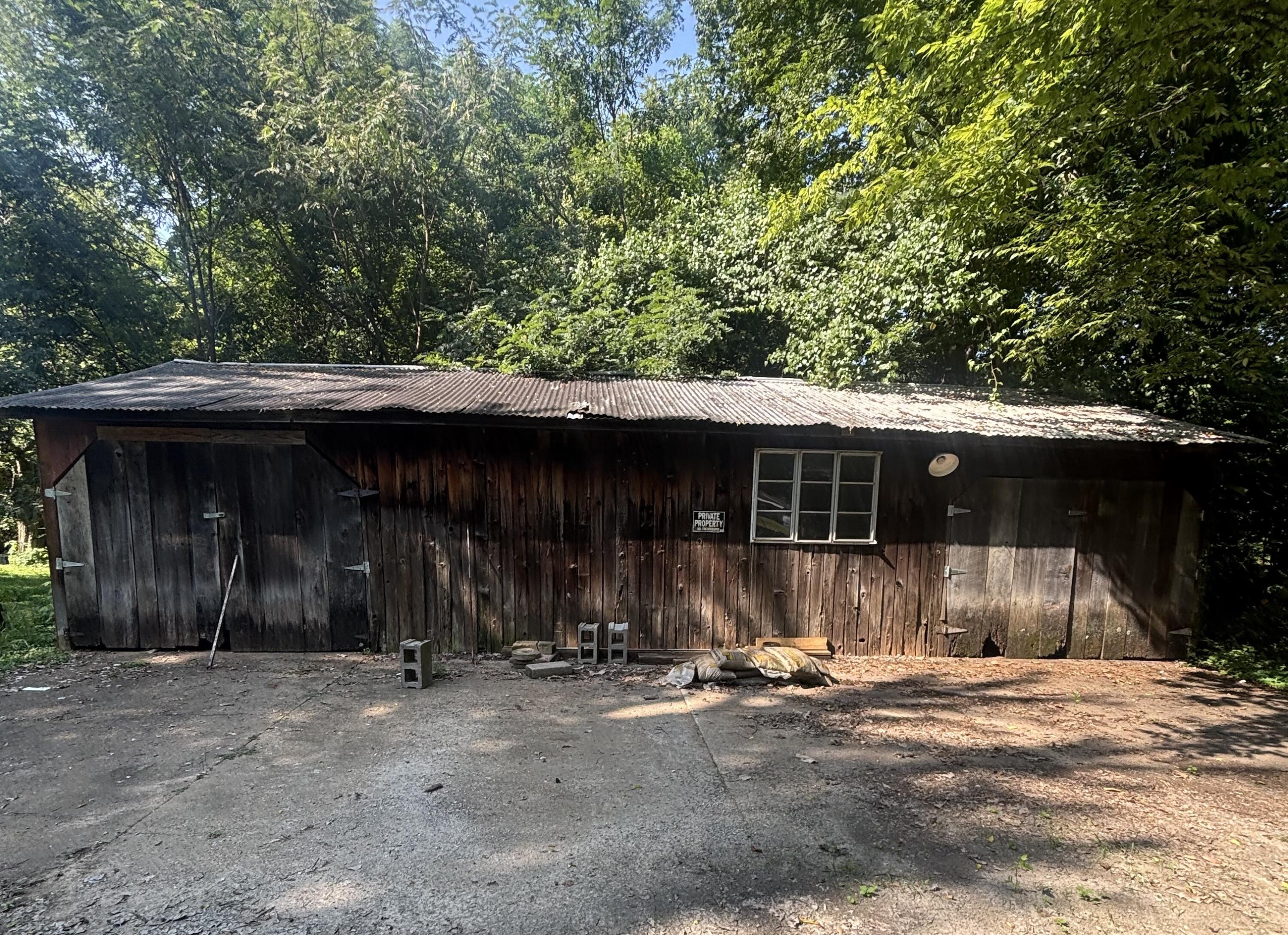1693 Us-60 Property Photo 26