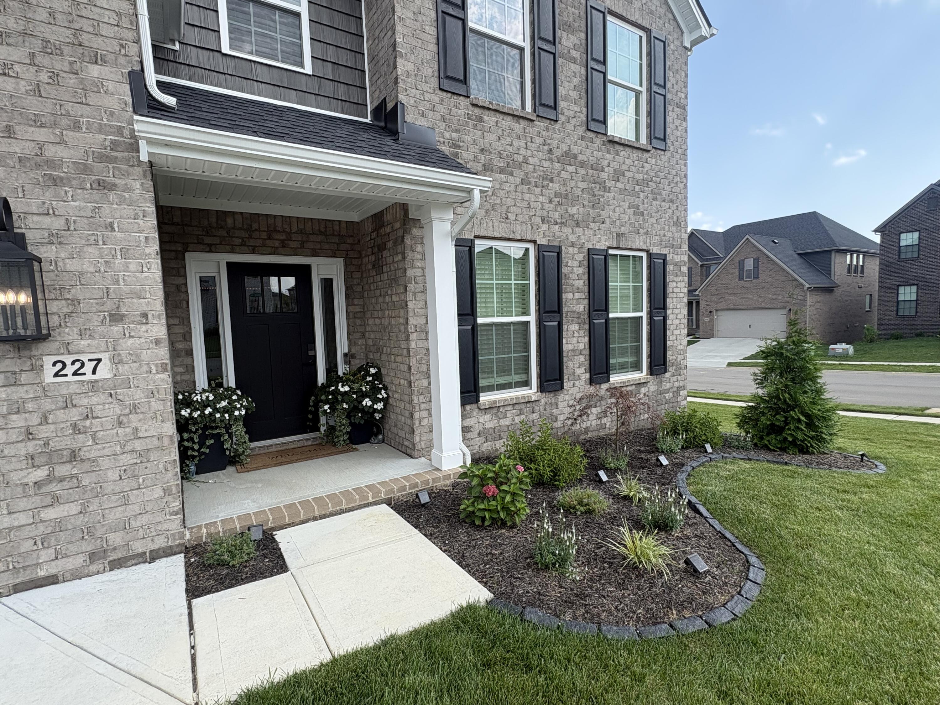 227 Squires Circle Property Photo 39