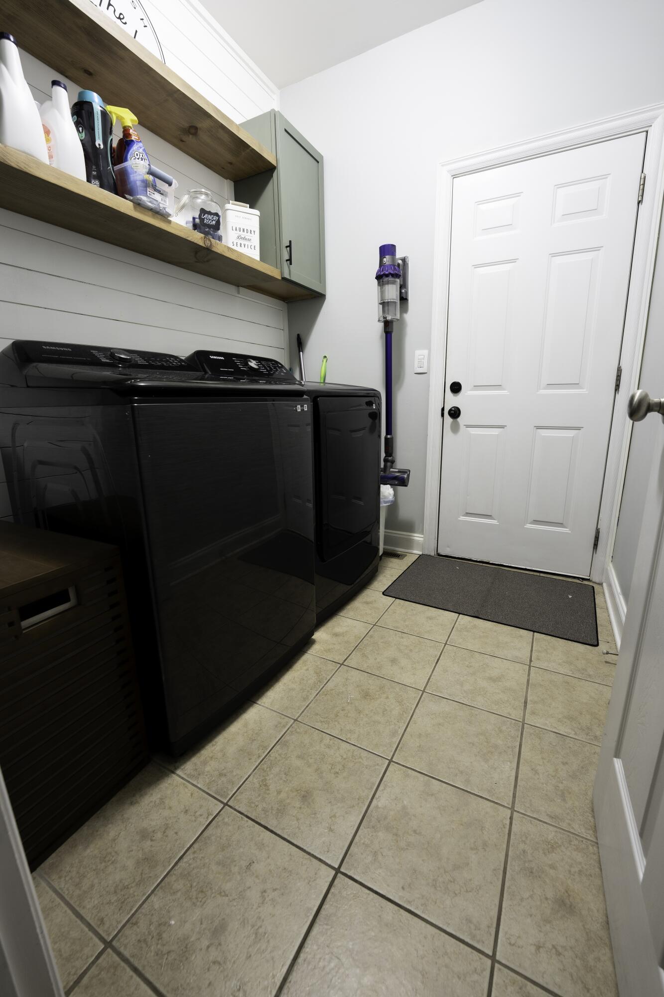 389 Hays Boulevard Property Photo 17