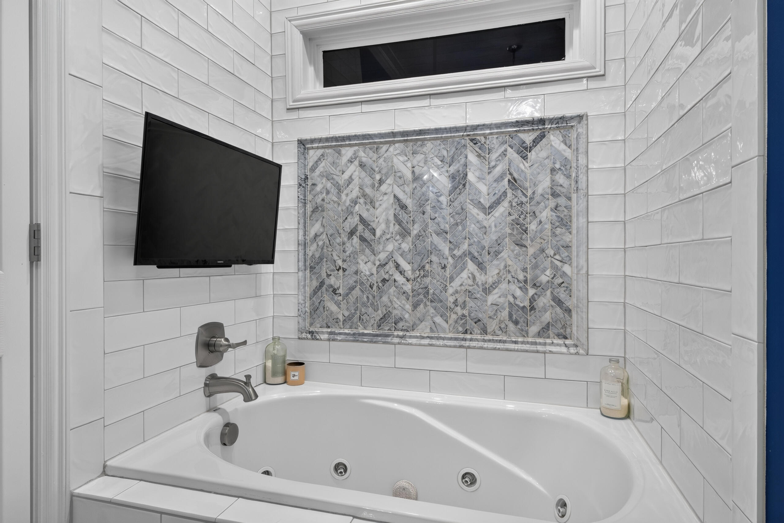 389 Hays Boulevard Property Photo 27