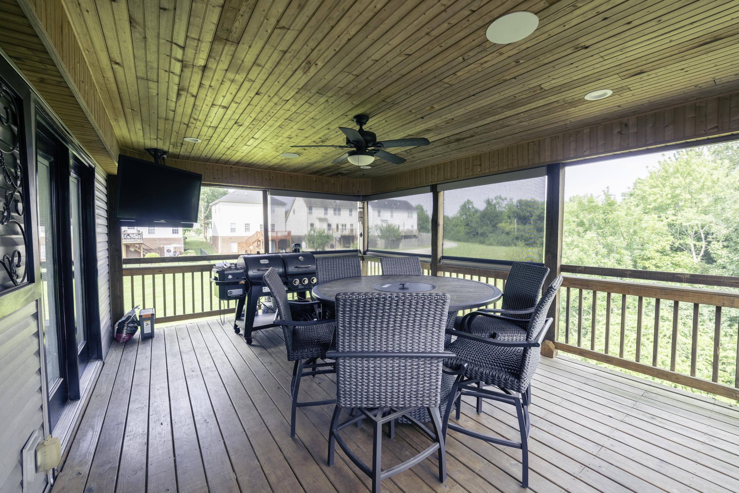 389 Hays Boulevard Property Photo 34