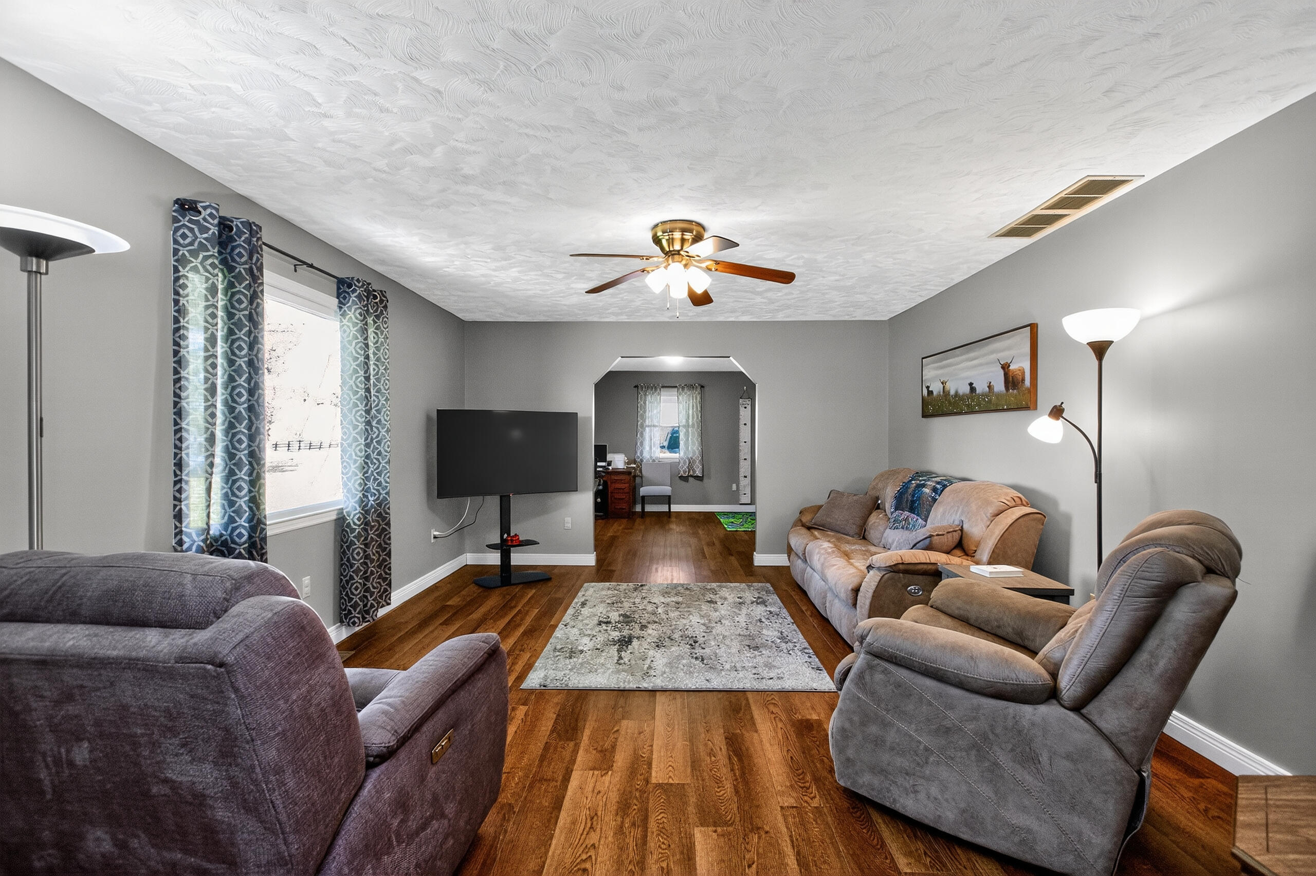 1150 Rice Road Property Photo 4