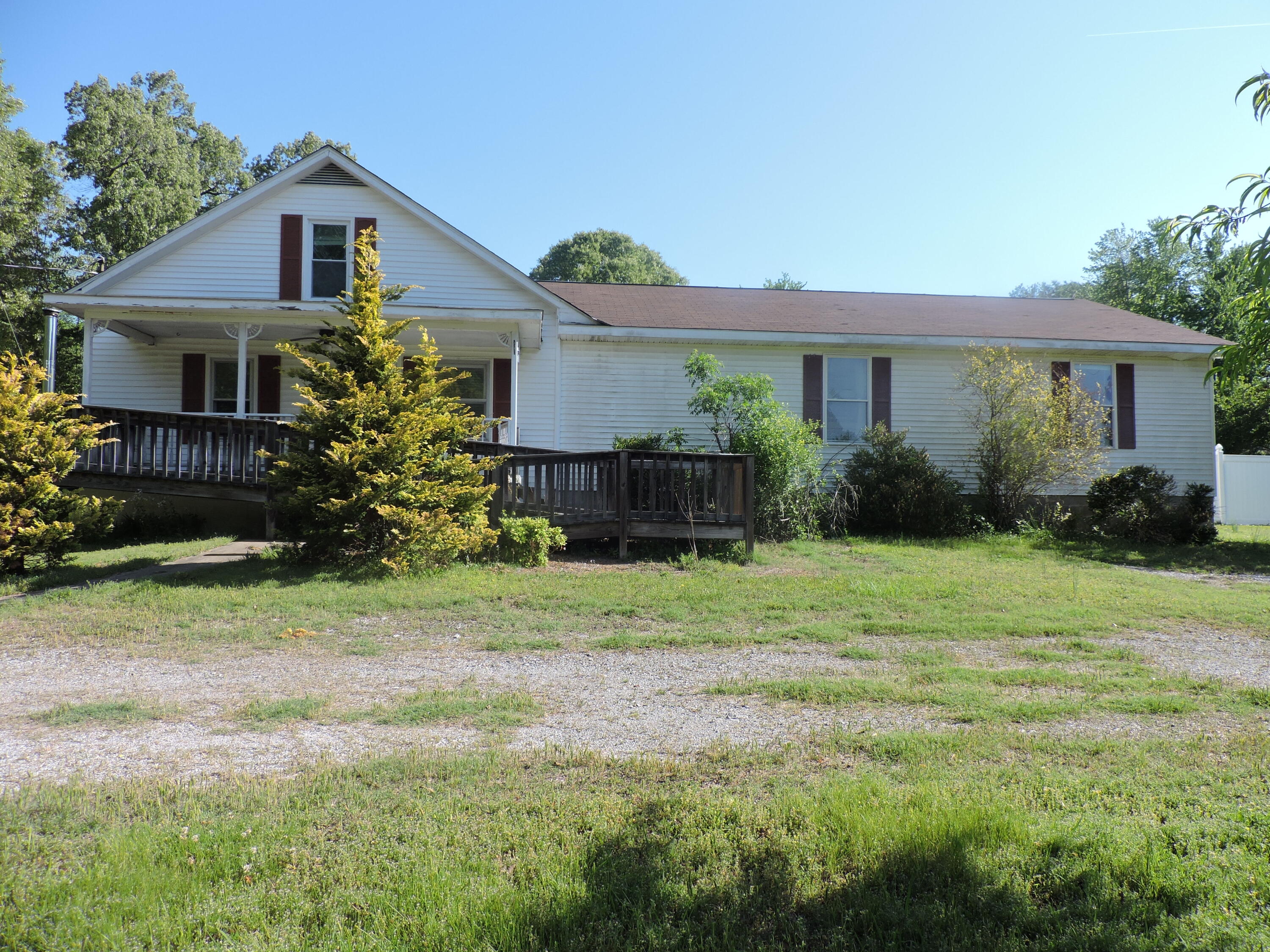441 Clark Line Property Photo 1
