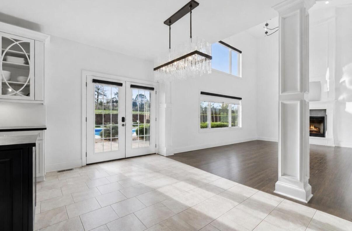 1022 Forest Hill Drive Property Photo 10