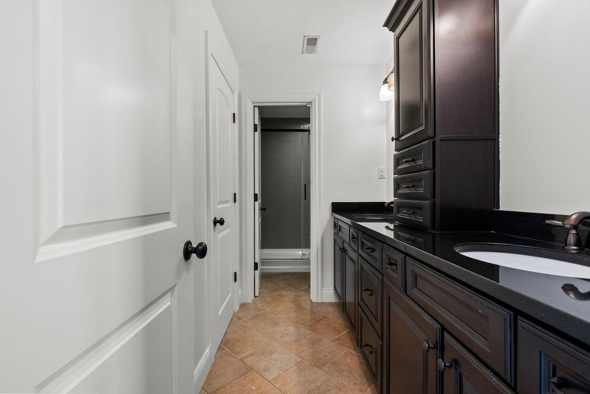 1022 Forest Hill Drive Property Photo 37