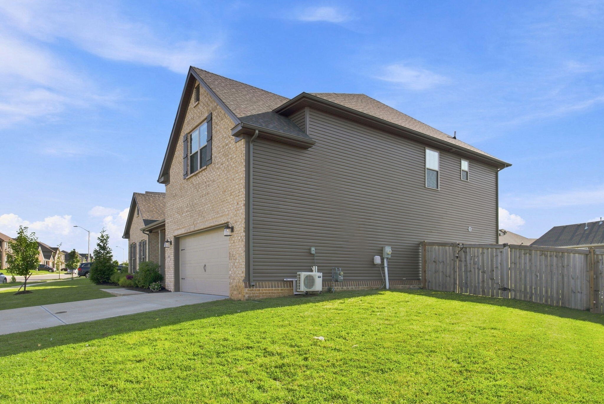 597 Windflower Way Property Photo 5