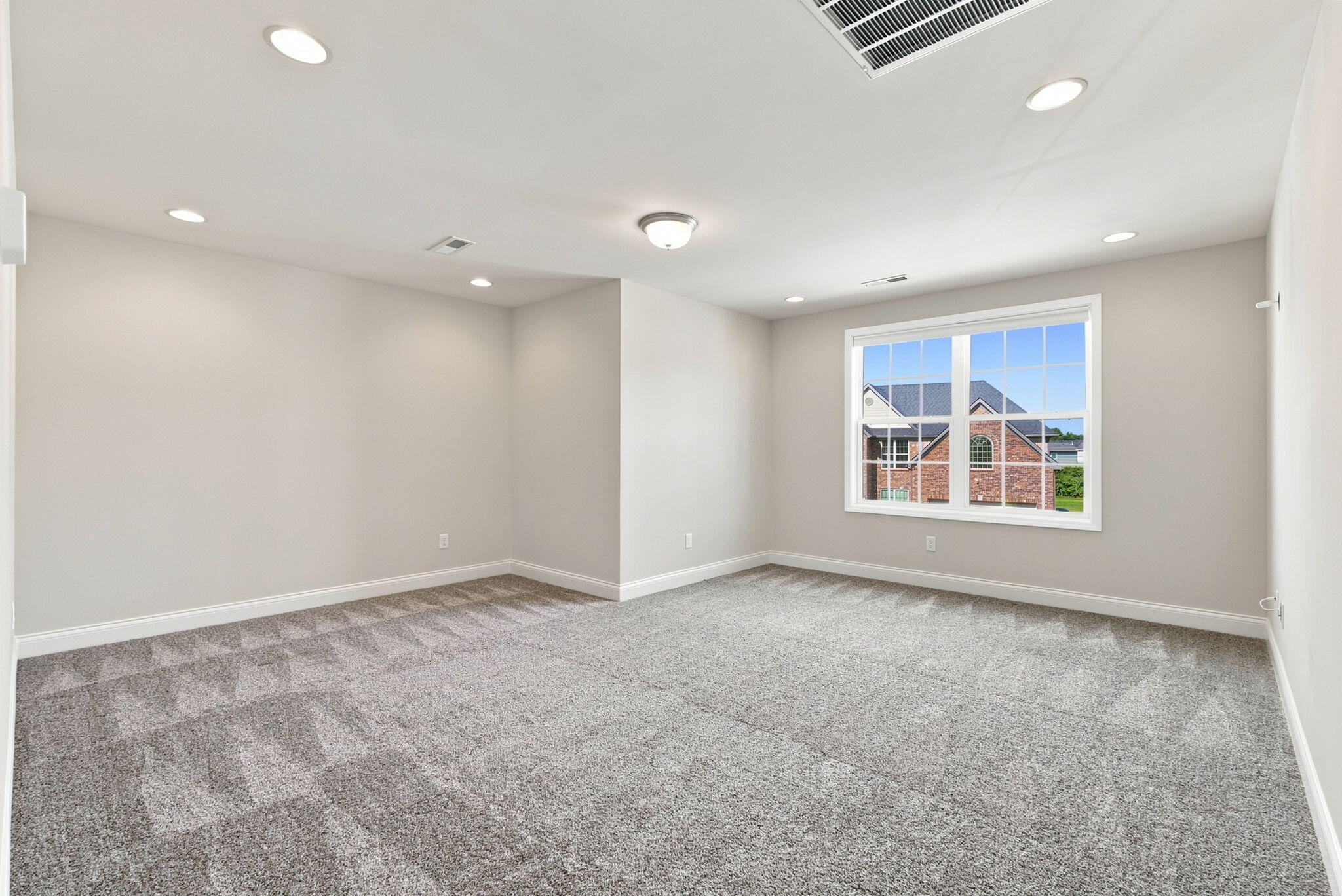 597 Windflower Way Property Photo 45