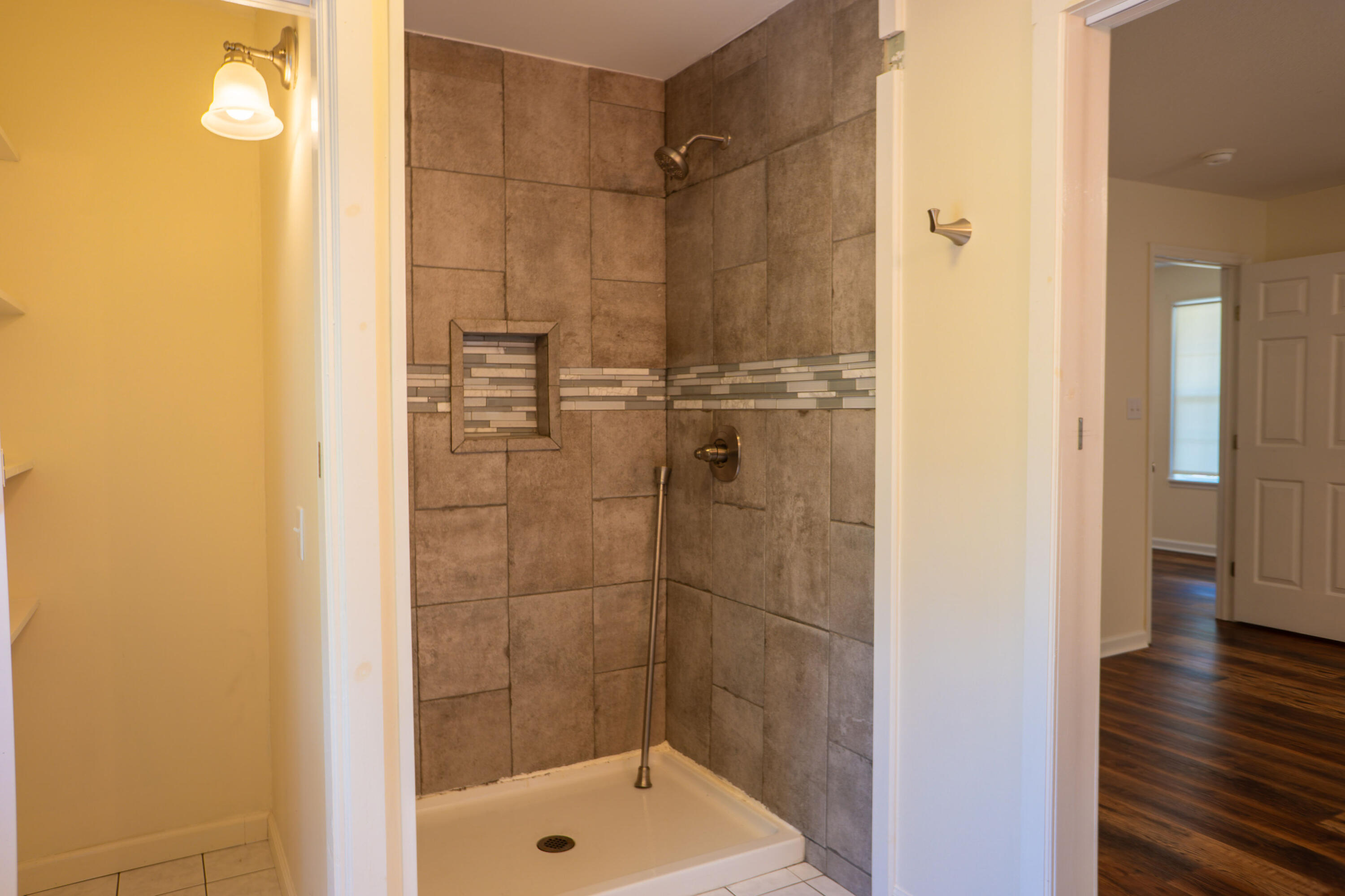 157 Woods Point Drive Property Photo 15
