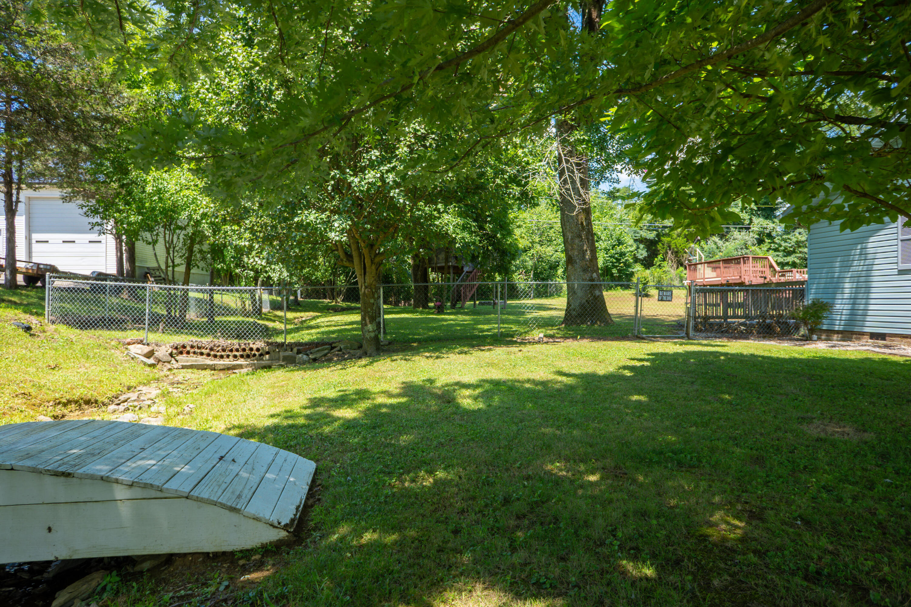 157 Woods Point Drive Property Photo 30