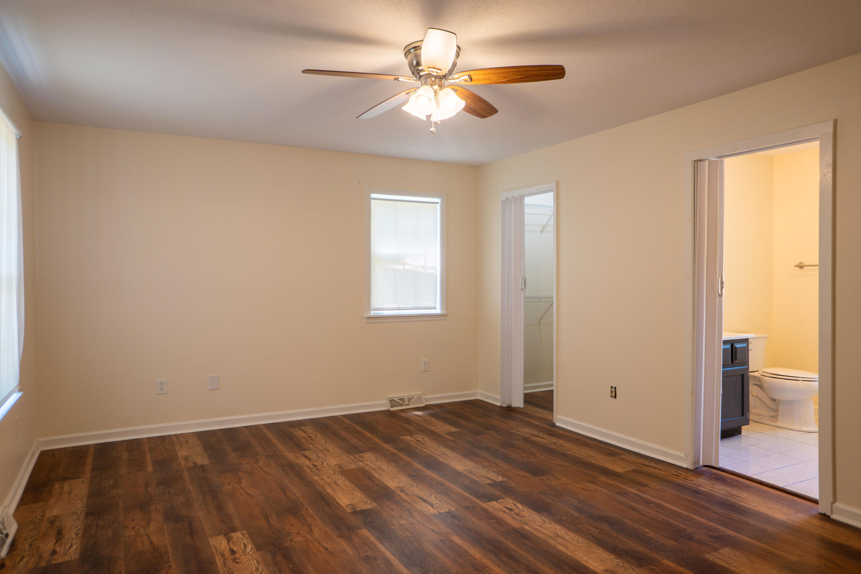 157 Woods Point Drive Property Photo 34