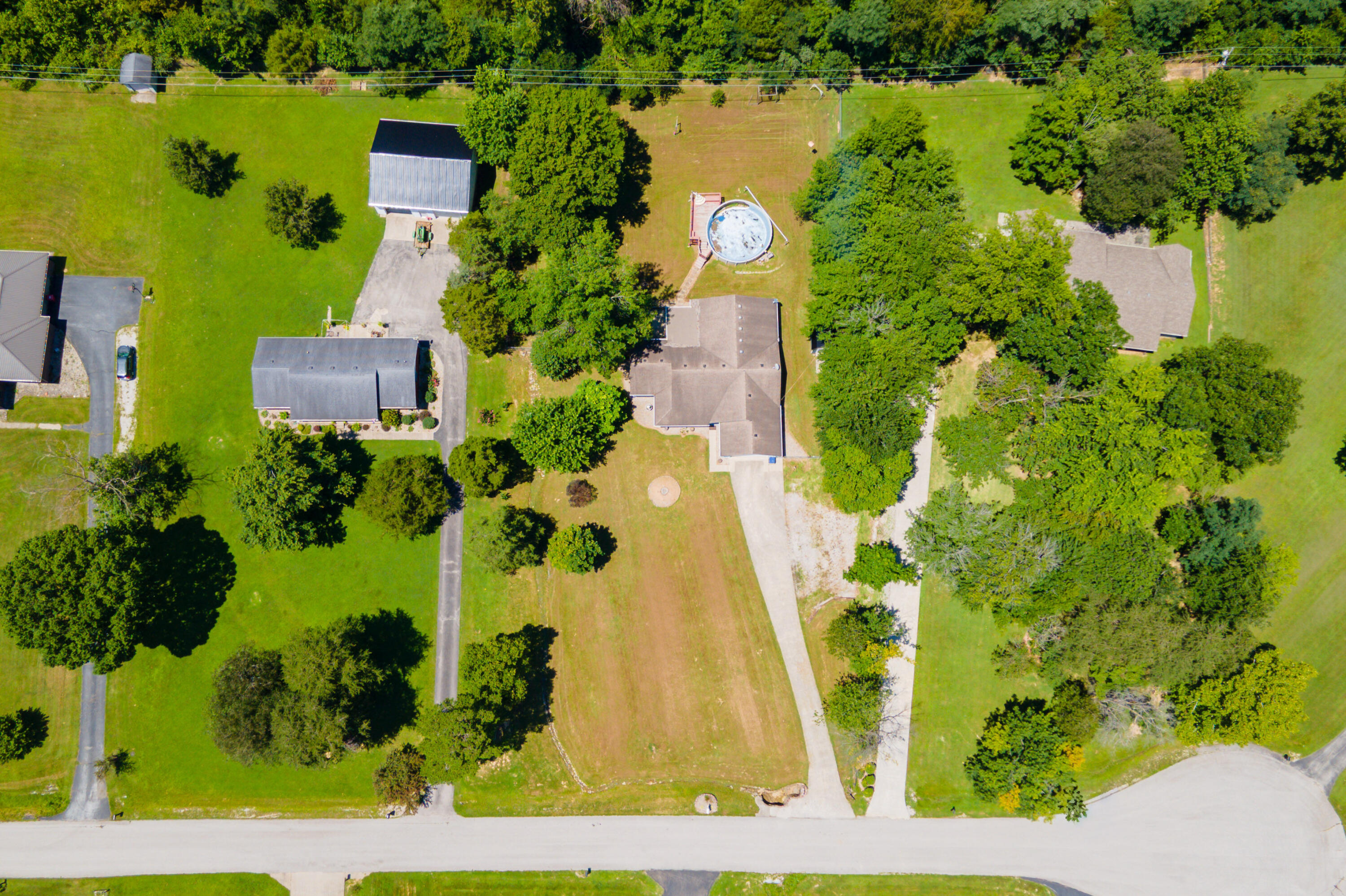 157 Woods Point Drive Property Photo 41