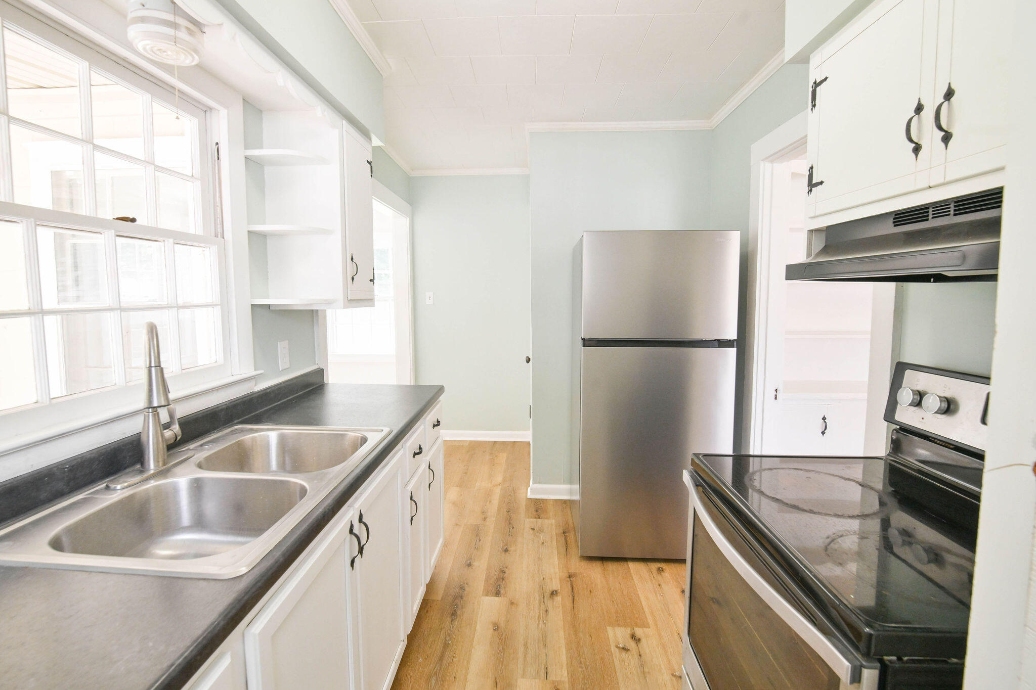 411 N College Street Property Photo 12
