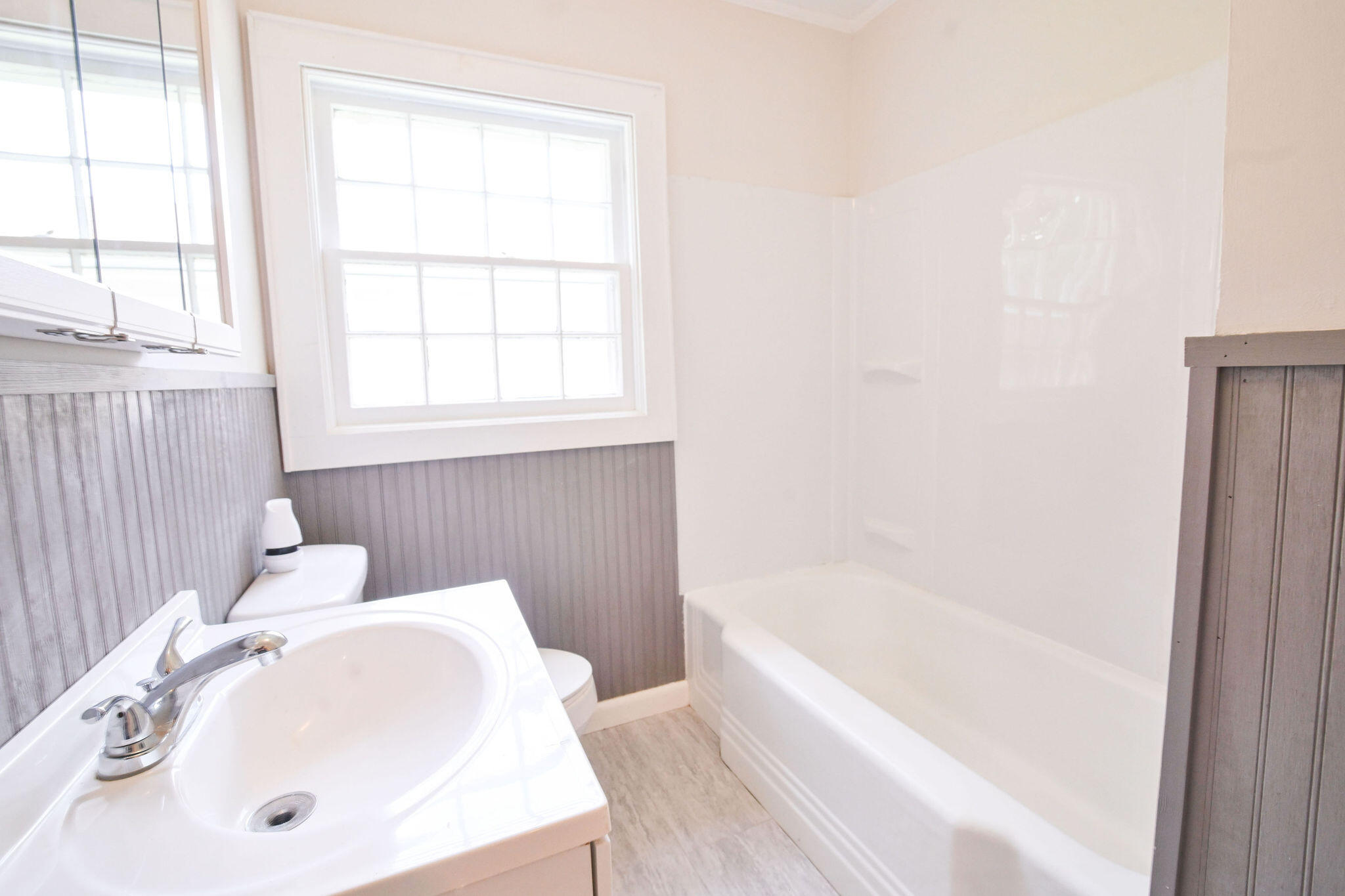 411 N College Street Property Photo 20