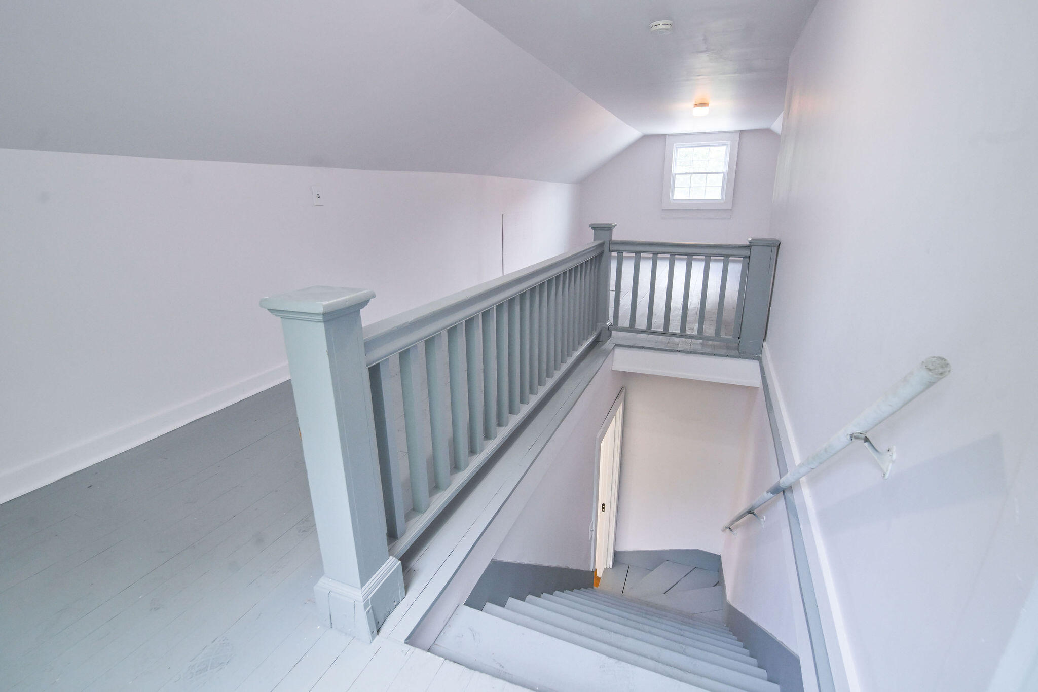 411 N College Street Property Photo 25