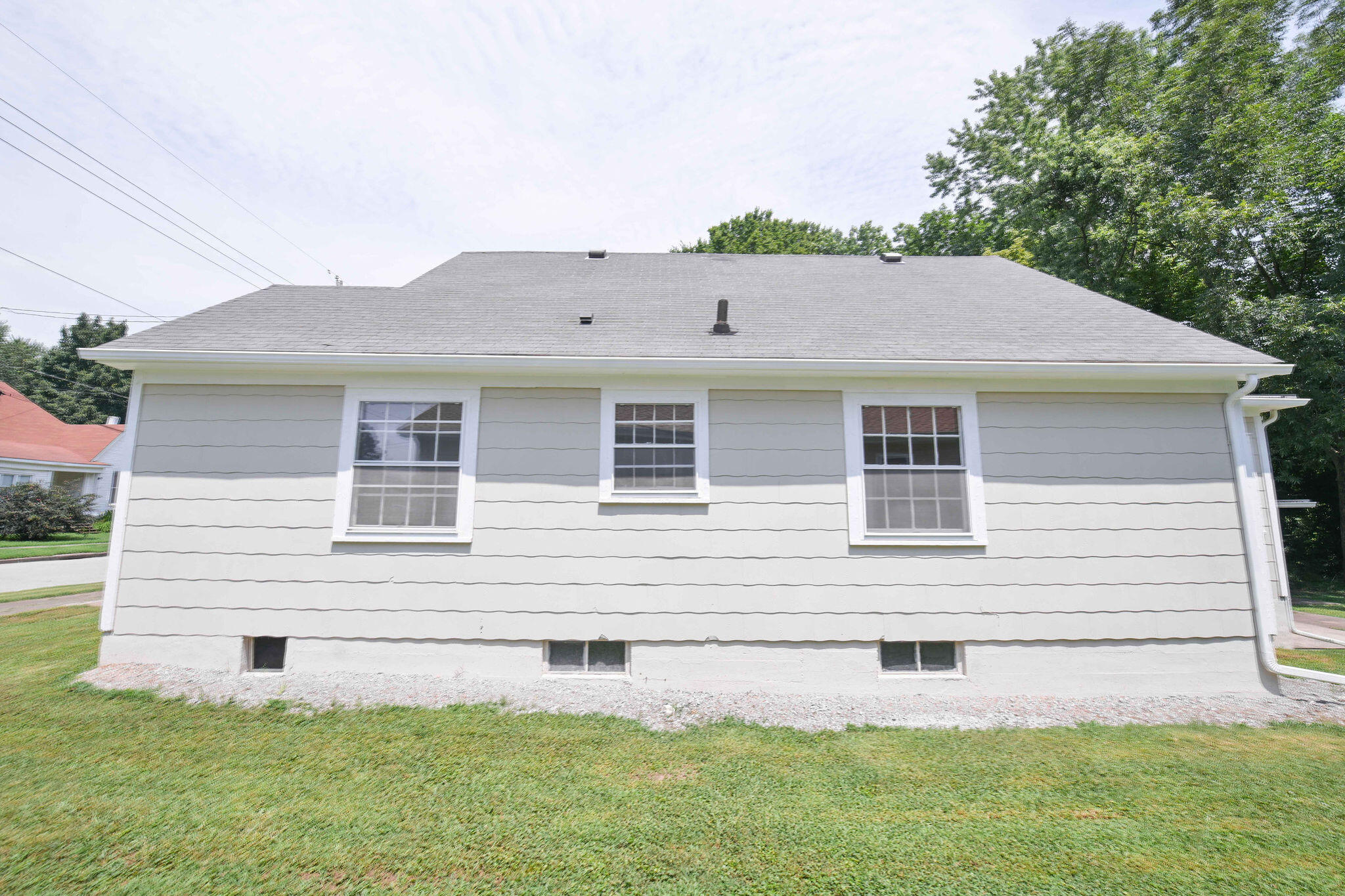 411 N College Street Property Photo 32